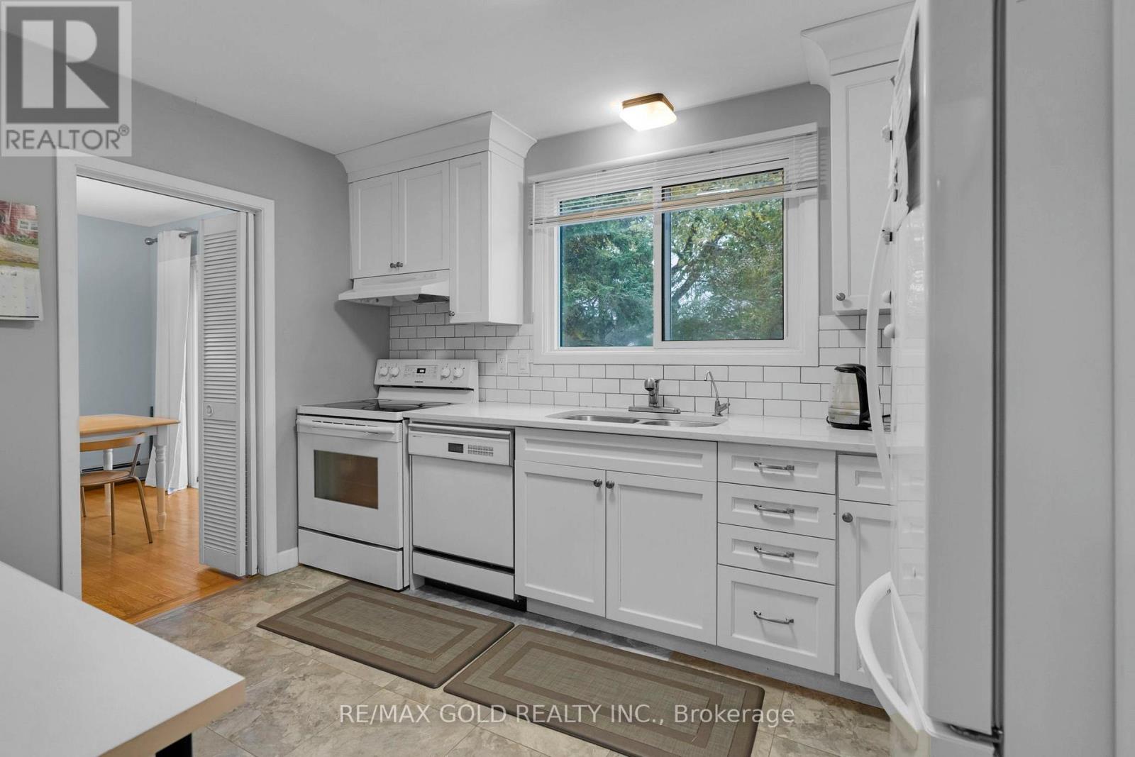 3 St Lawrence Place Property Photo 14