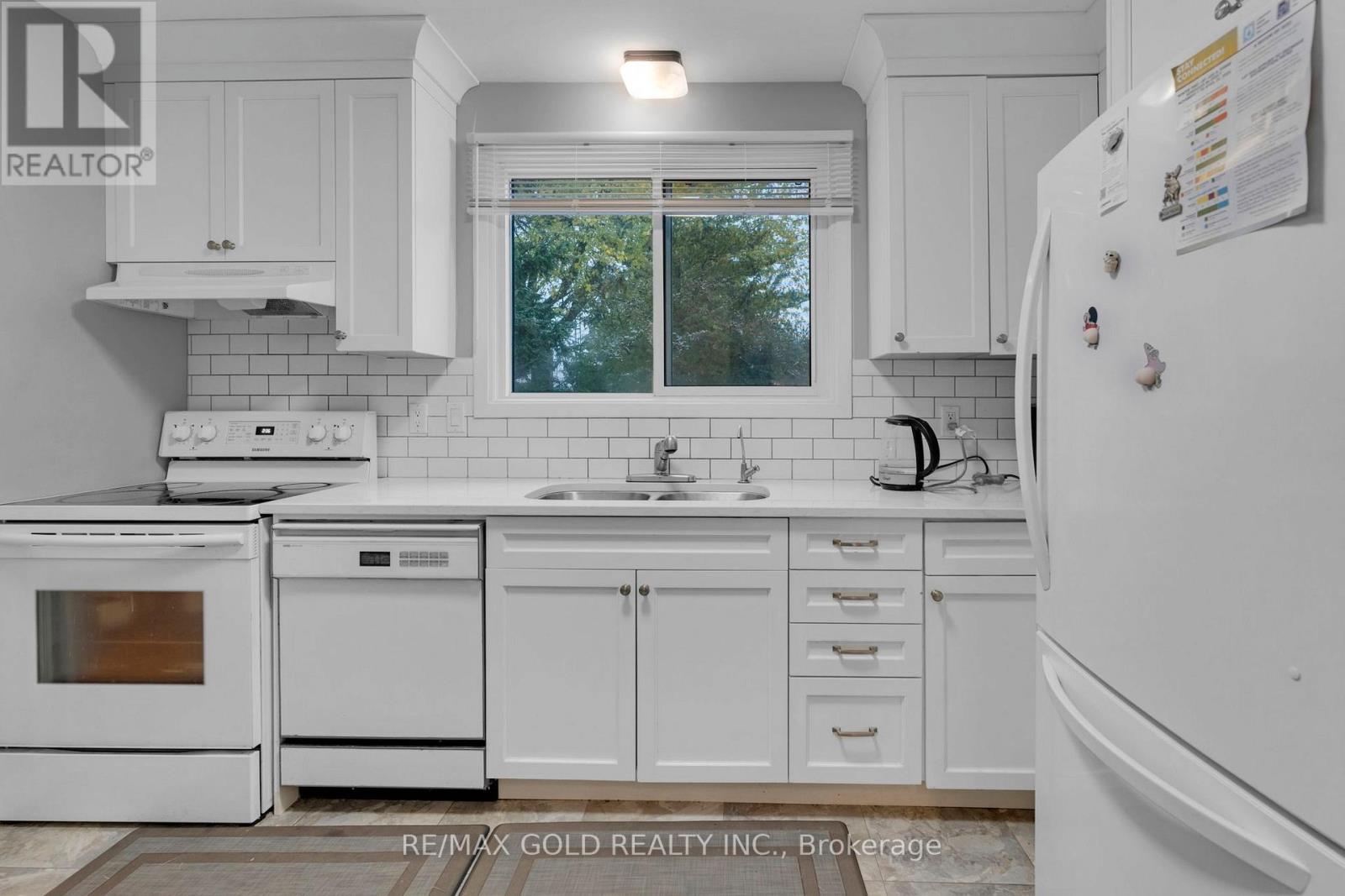 3 St Lawrence Place Property Photo 15