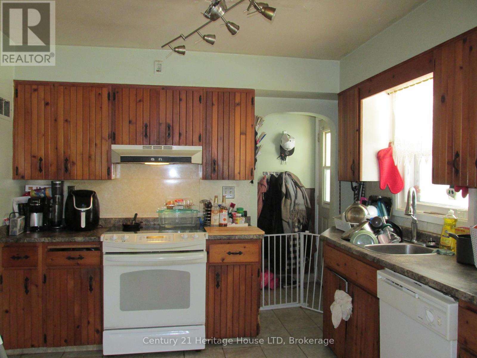 3 Melba Road Property Photo 12