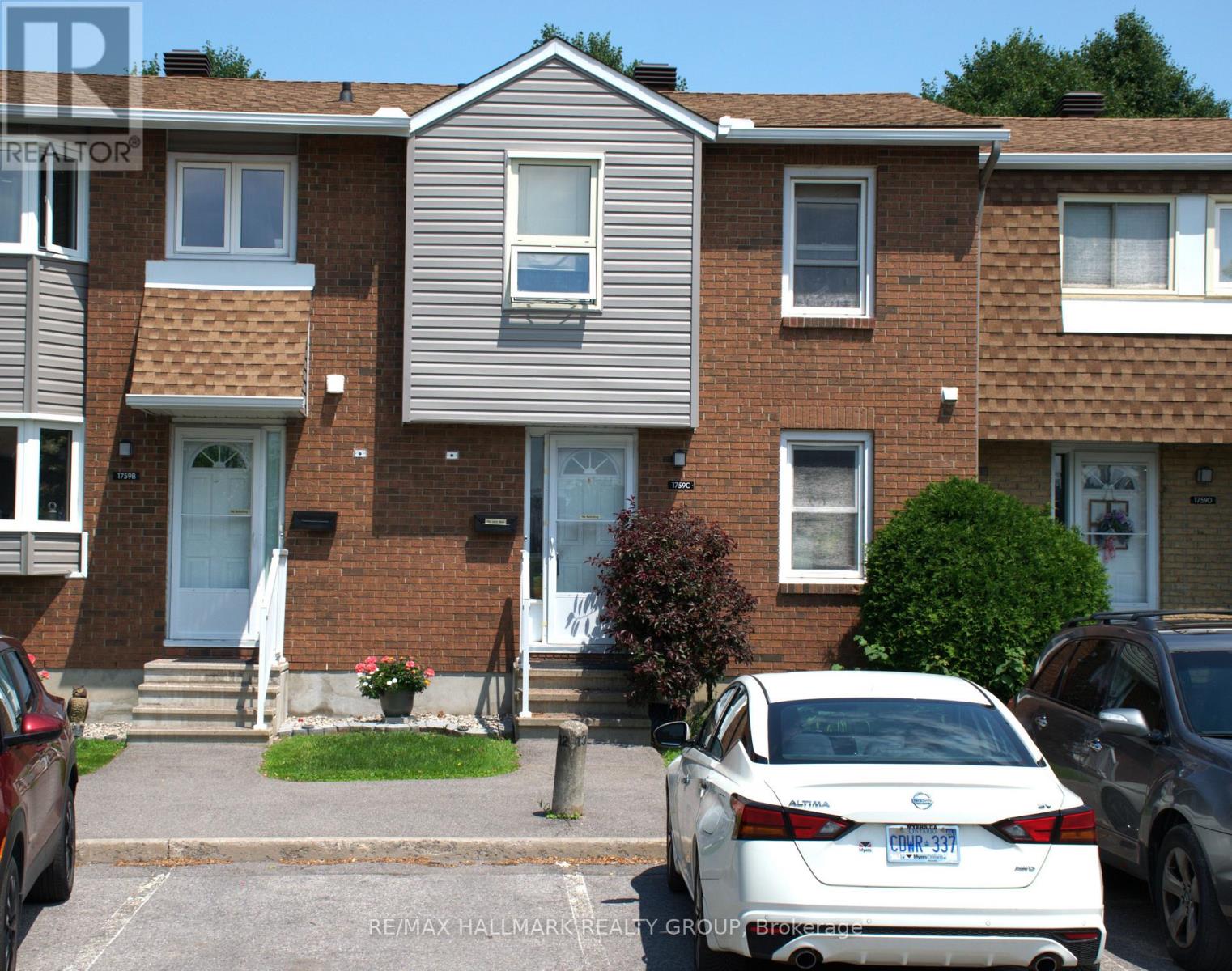 C - 1759 Lamoureux Drive Property Photo 1