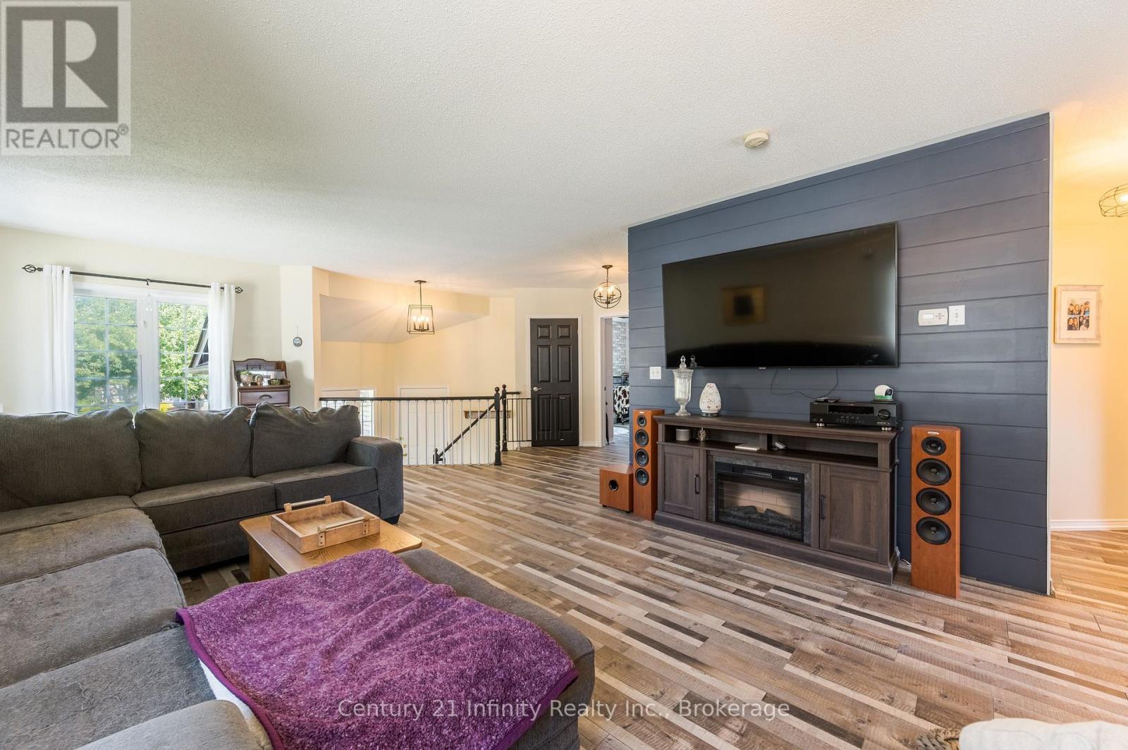 37 Baxter Place Property Photo 10