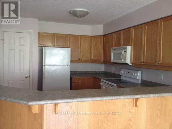 25 - 505 Blue Jay Drive Property Photo 3