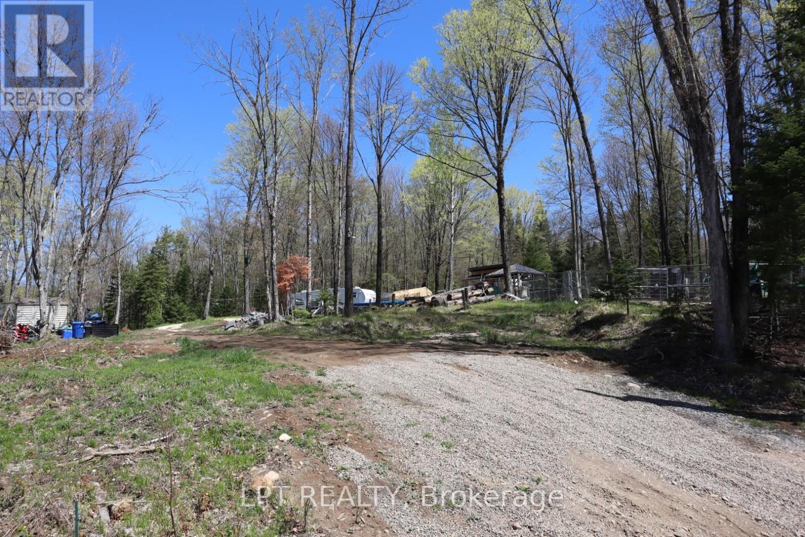 1827 Hybla Road Property Photo 7