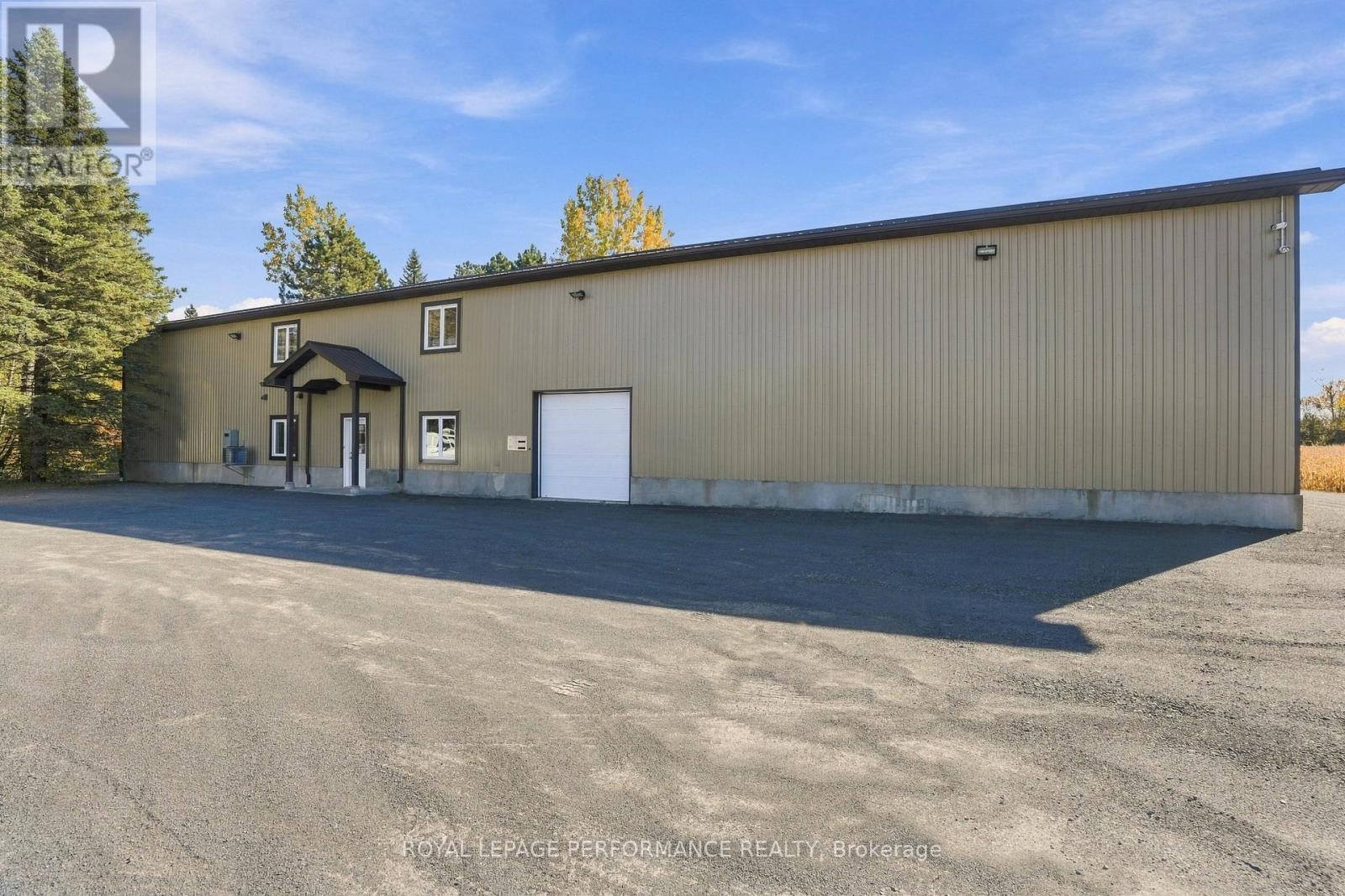5536 County Rd 10 Road Property Photo 1