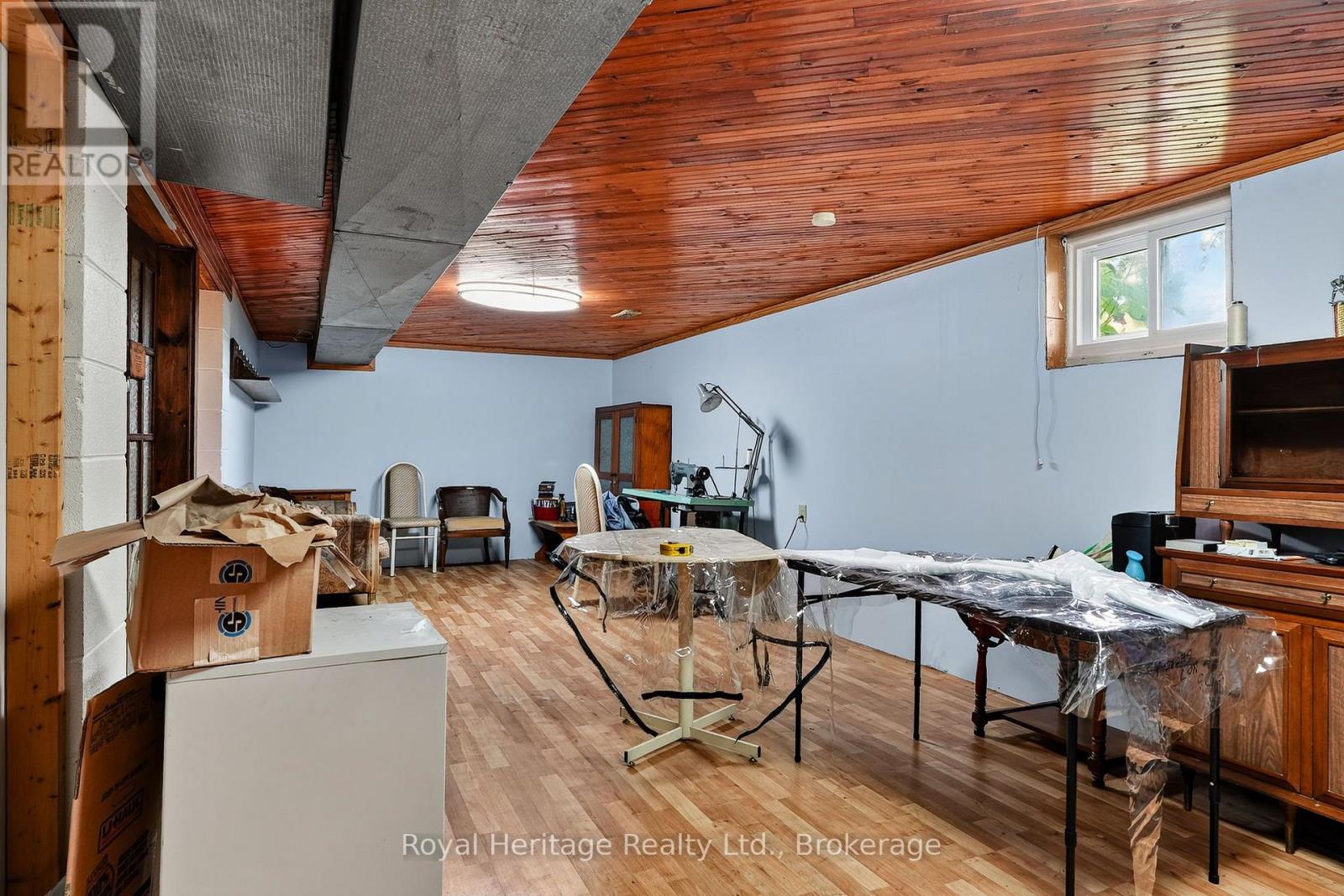 8 Simmons Street Property Photo 29