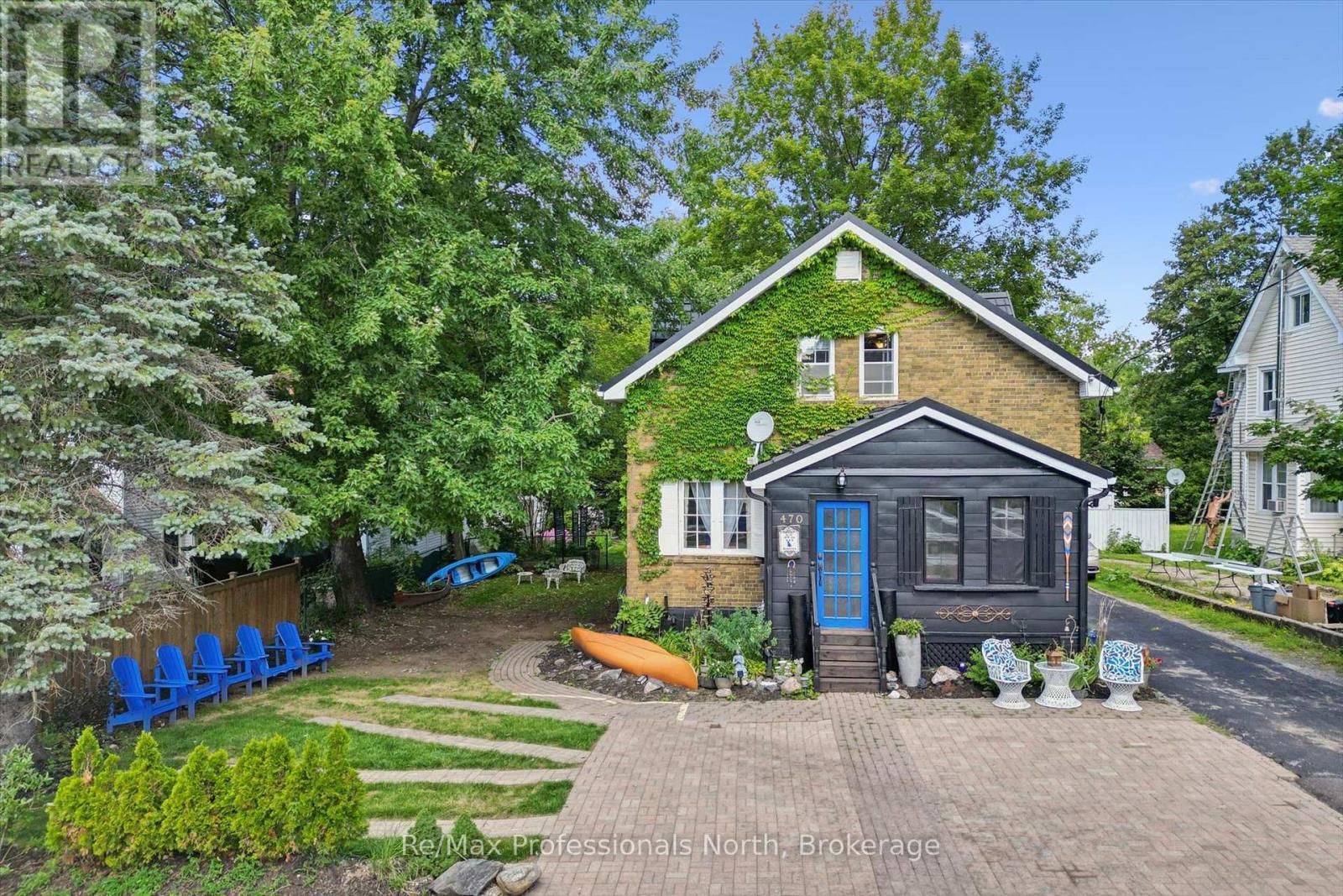 470 BAY STREET Property Photo 1