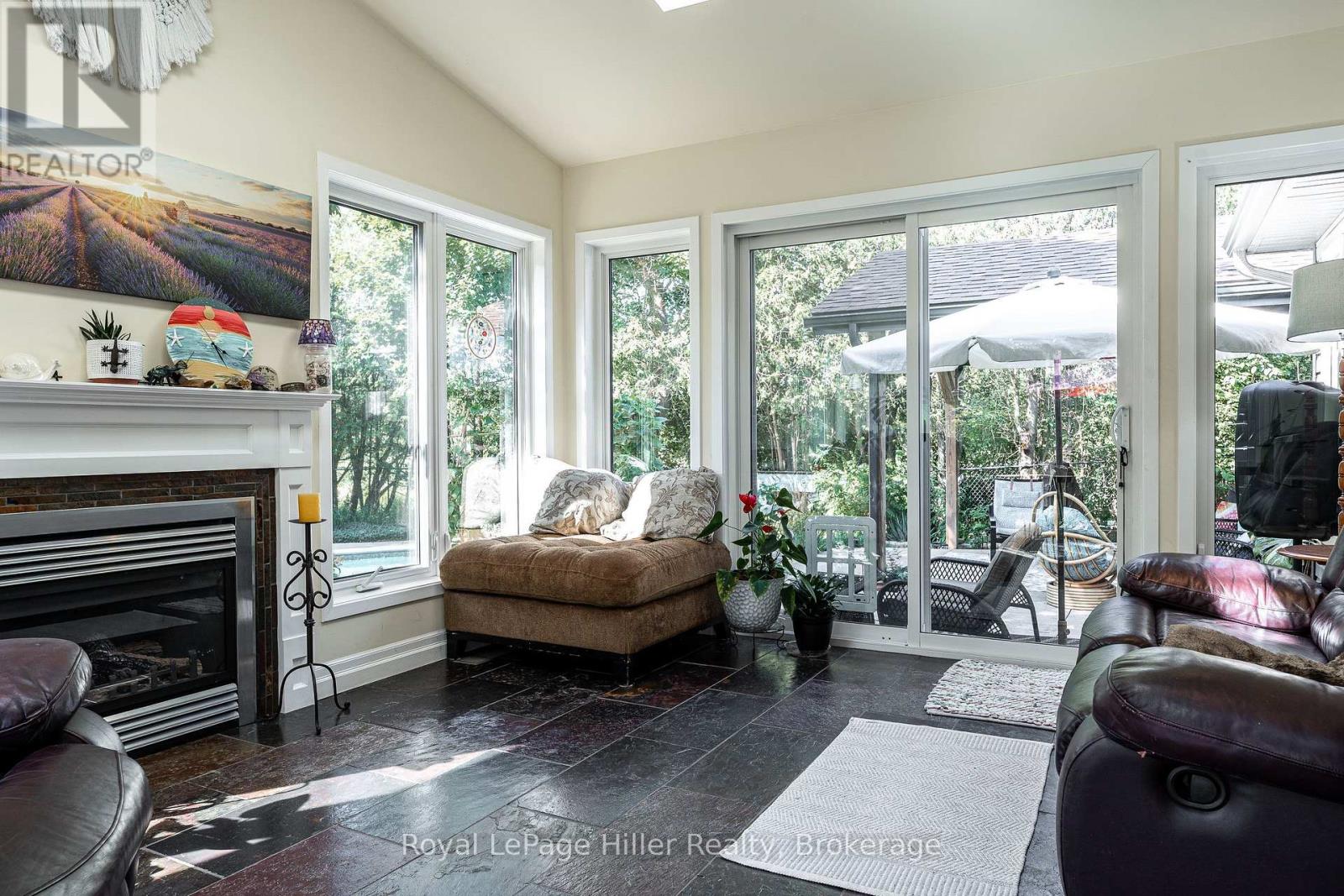 950 O'loane Avenue Property Photo 24