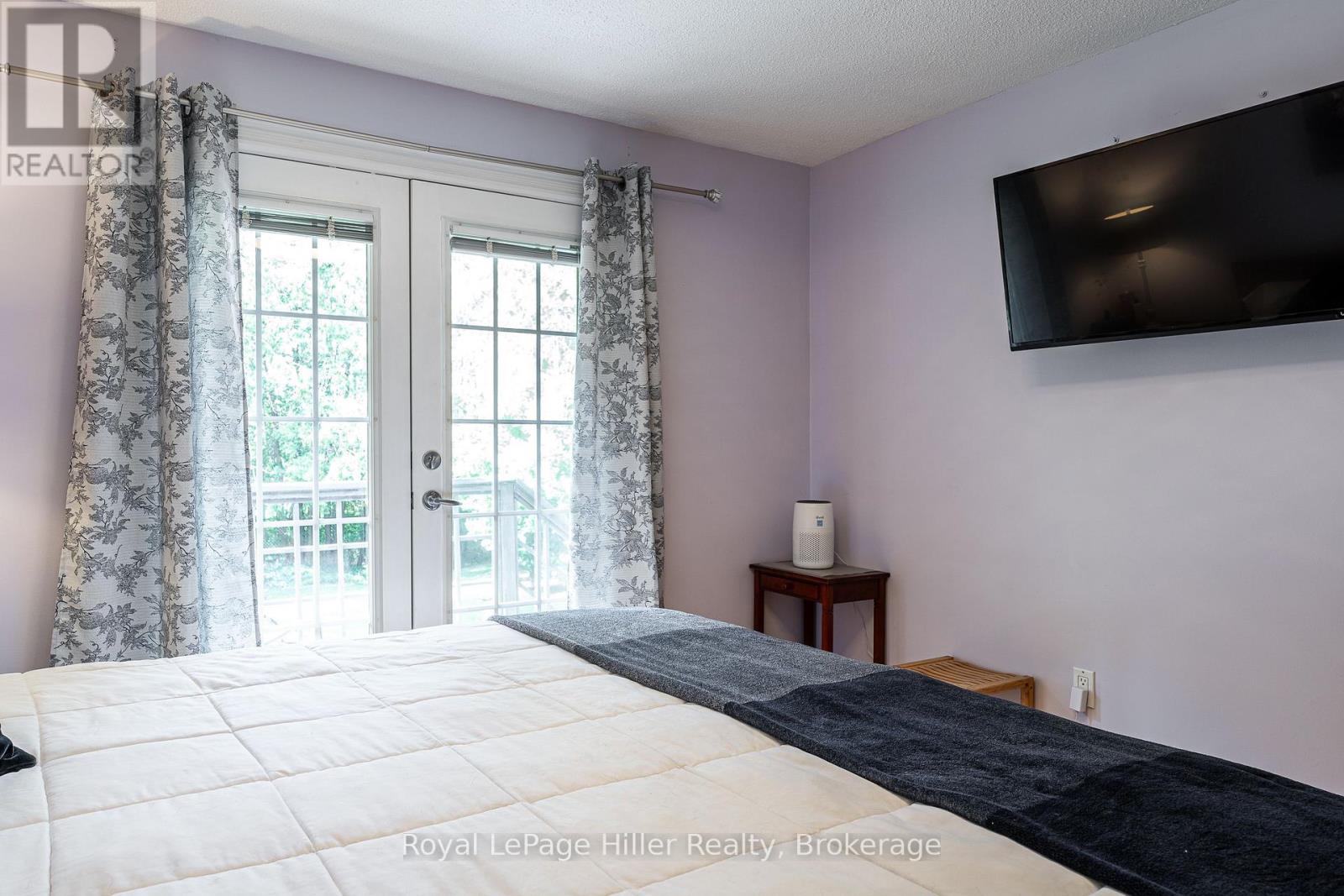 950 O'loane Avenue Property Photo 44