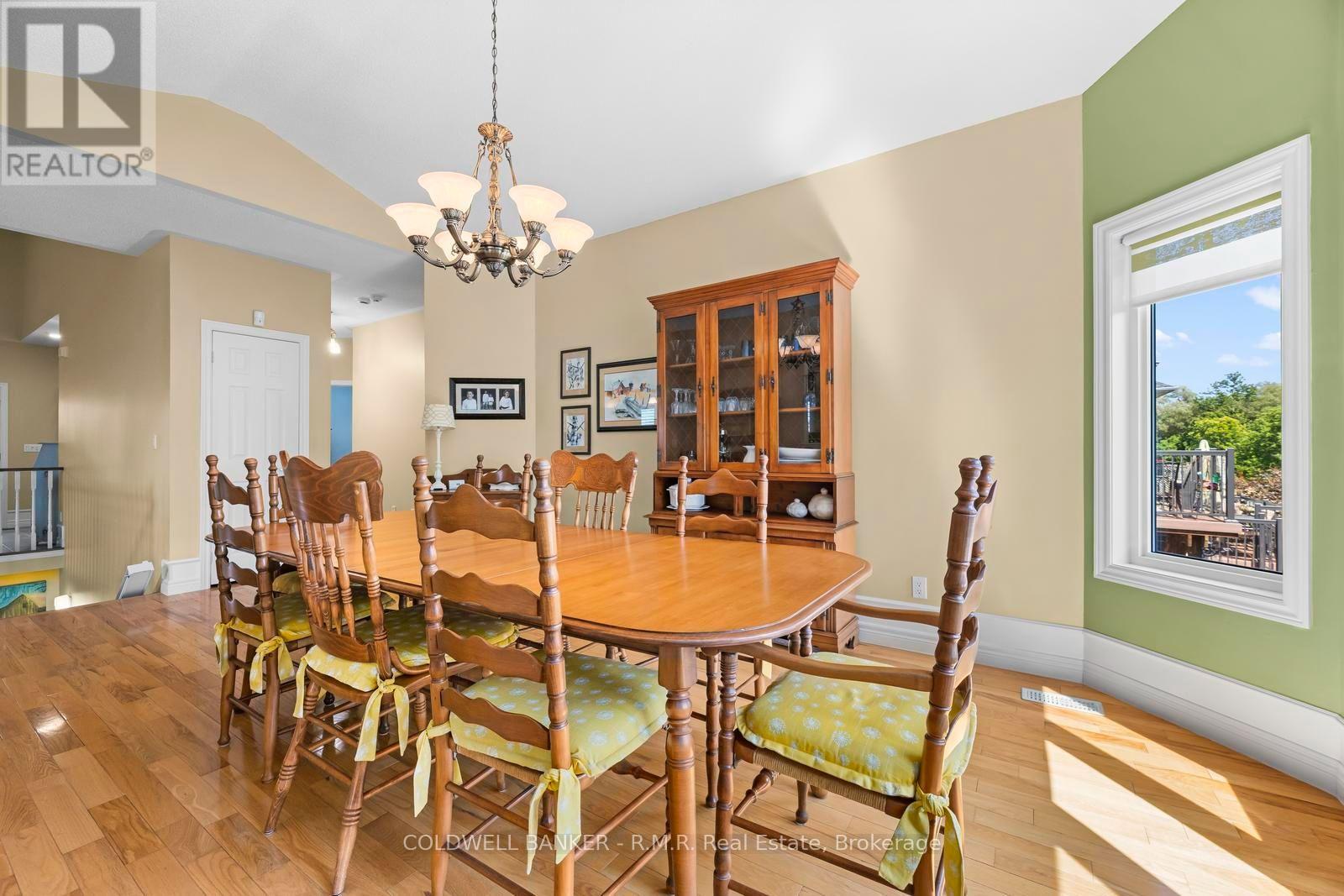 1188 Alder Road E Property Photo 17
