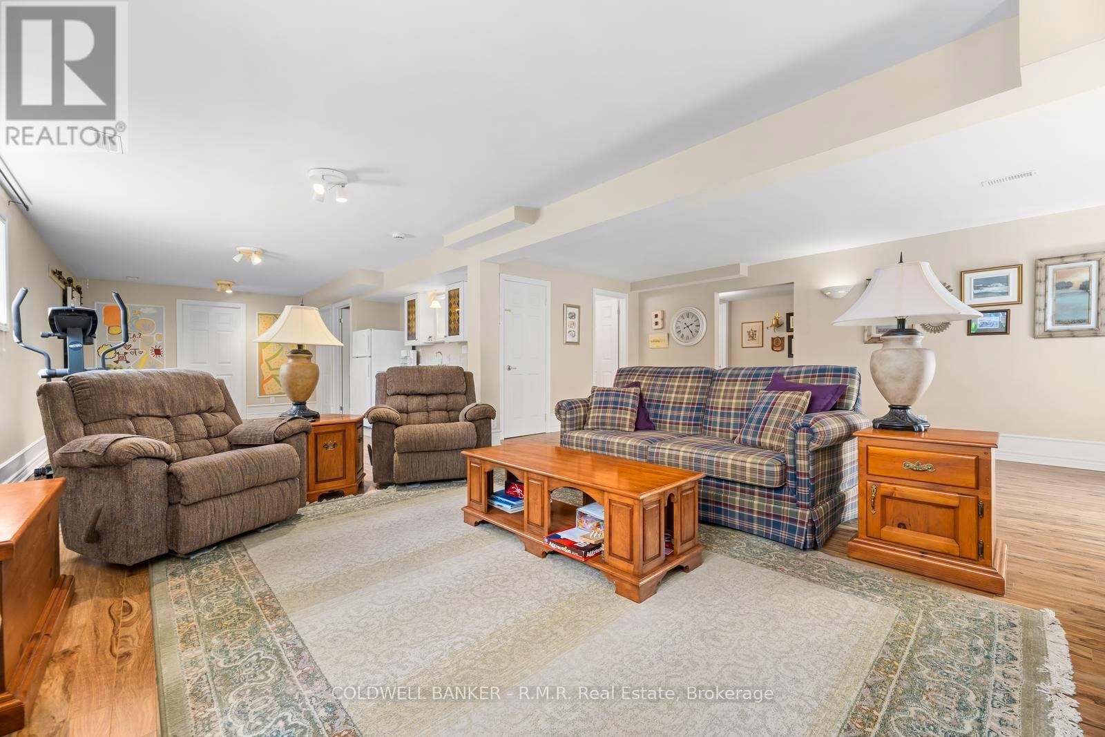 1188 Alder Road E Property Photo 30