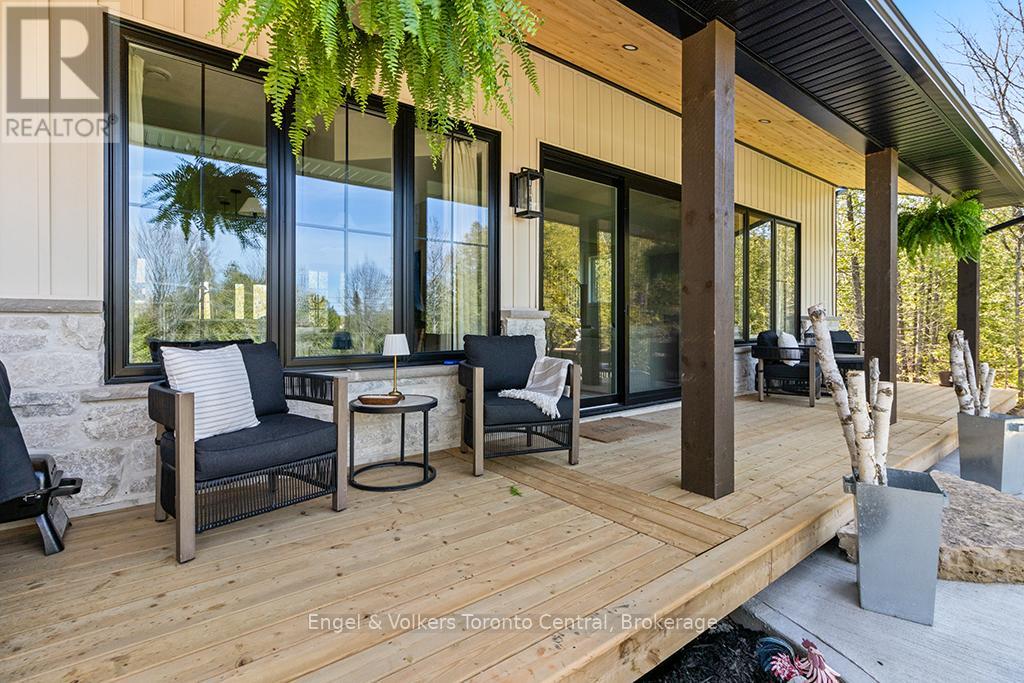 138 Wilson Drive Property Photo 8