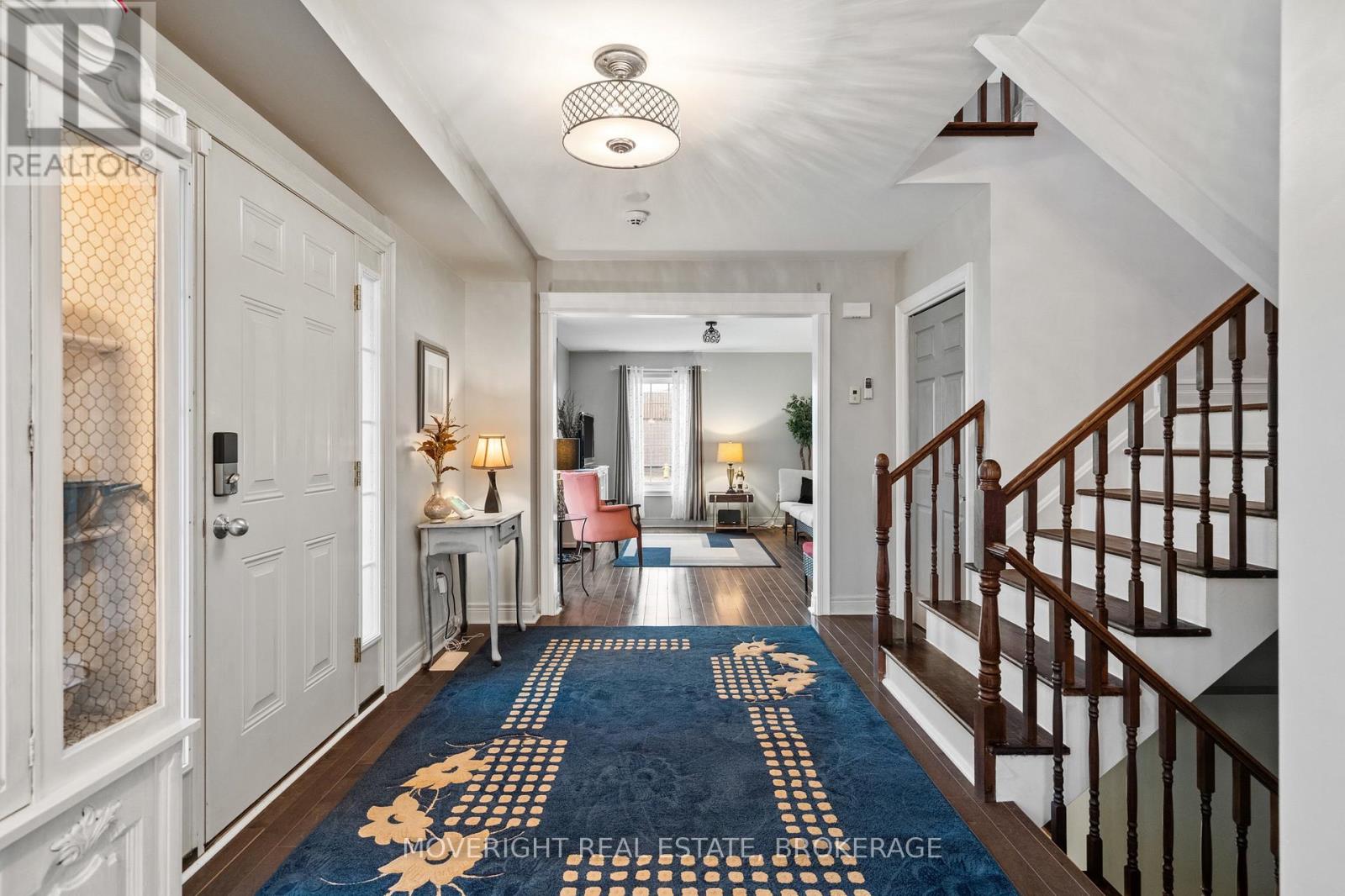 2 Leeson Street Property Photo 6