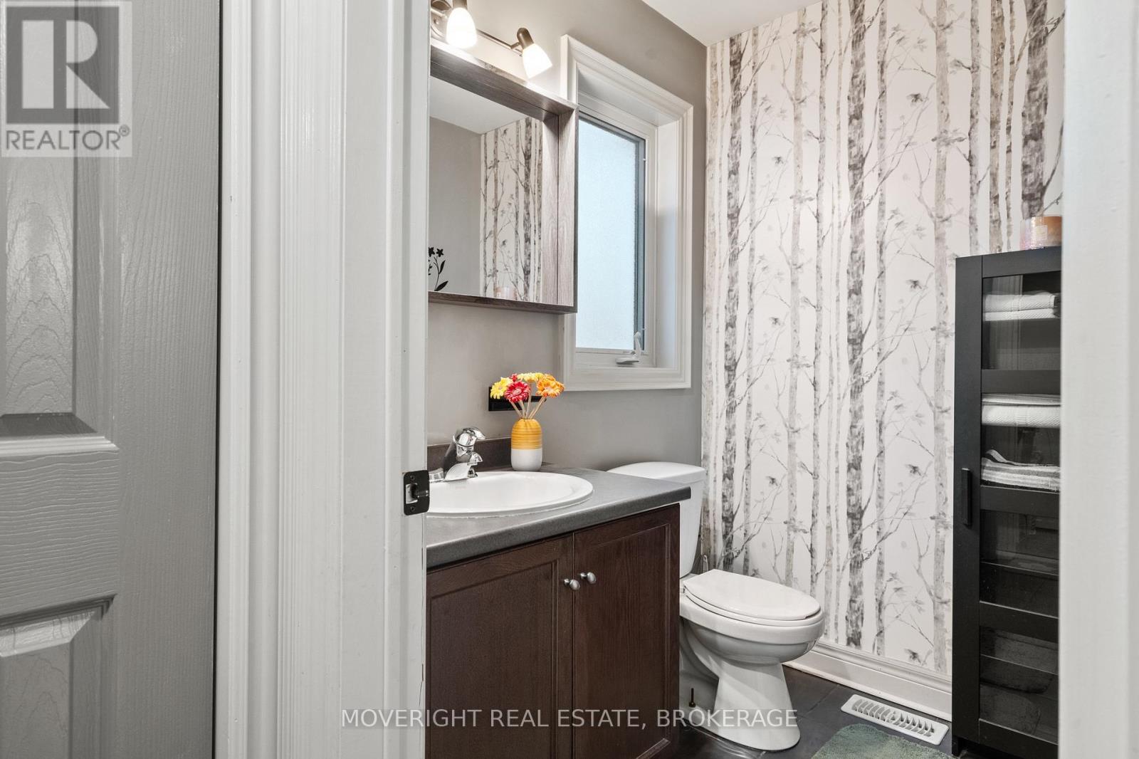 2 Leeson Street Property Photo 17