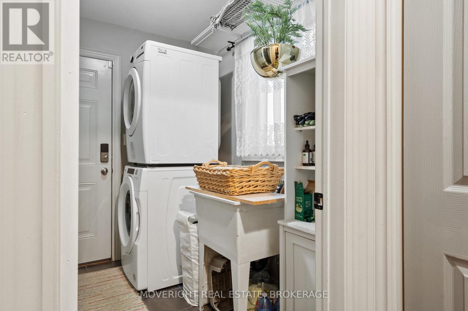 2 Leeson Street Property Photo 18