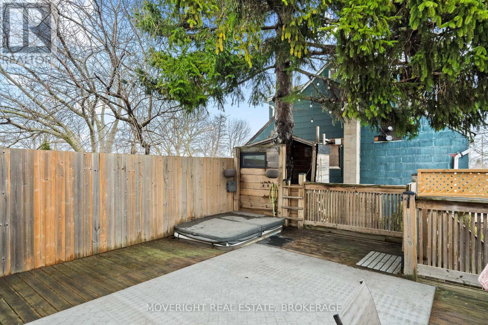 2 Leeson Street Property Photo 38