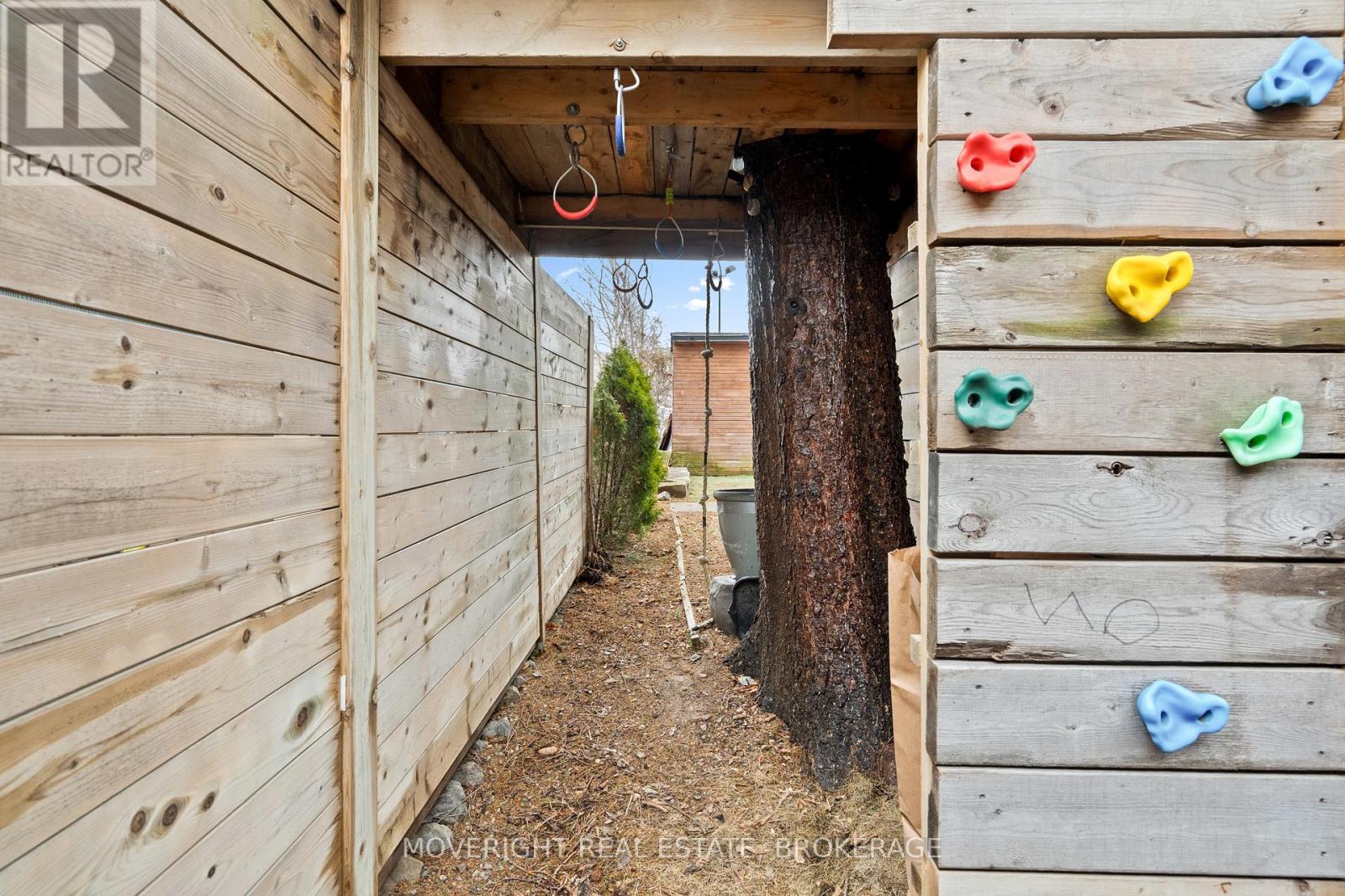 2 Leeson Street Property Photo 40