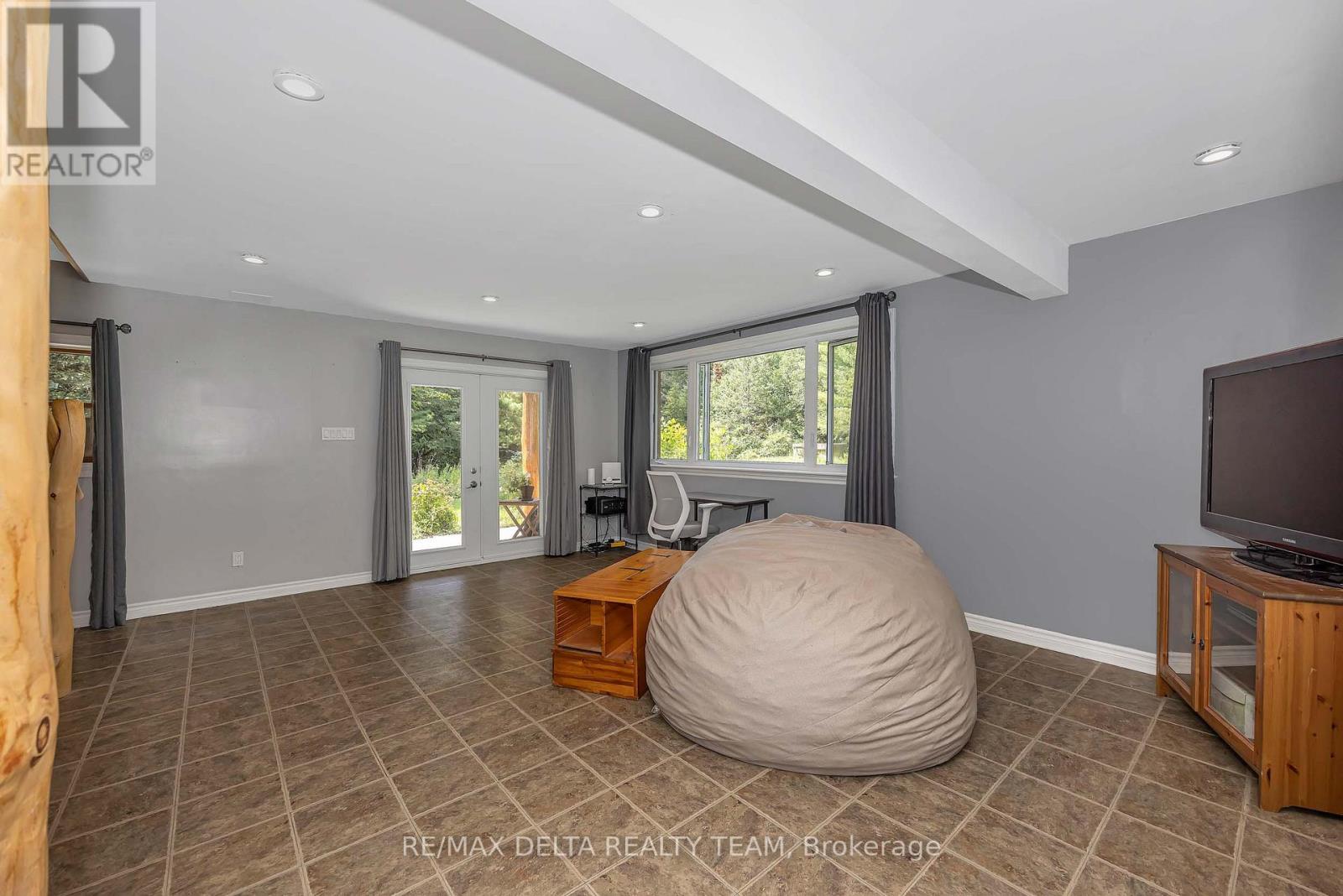 107 Corkery Woods Drive Property Photo 32