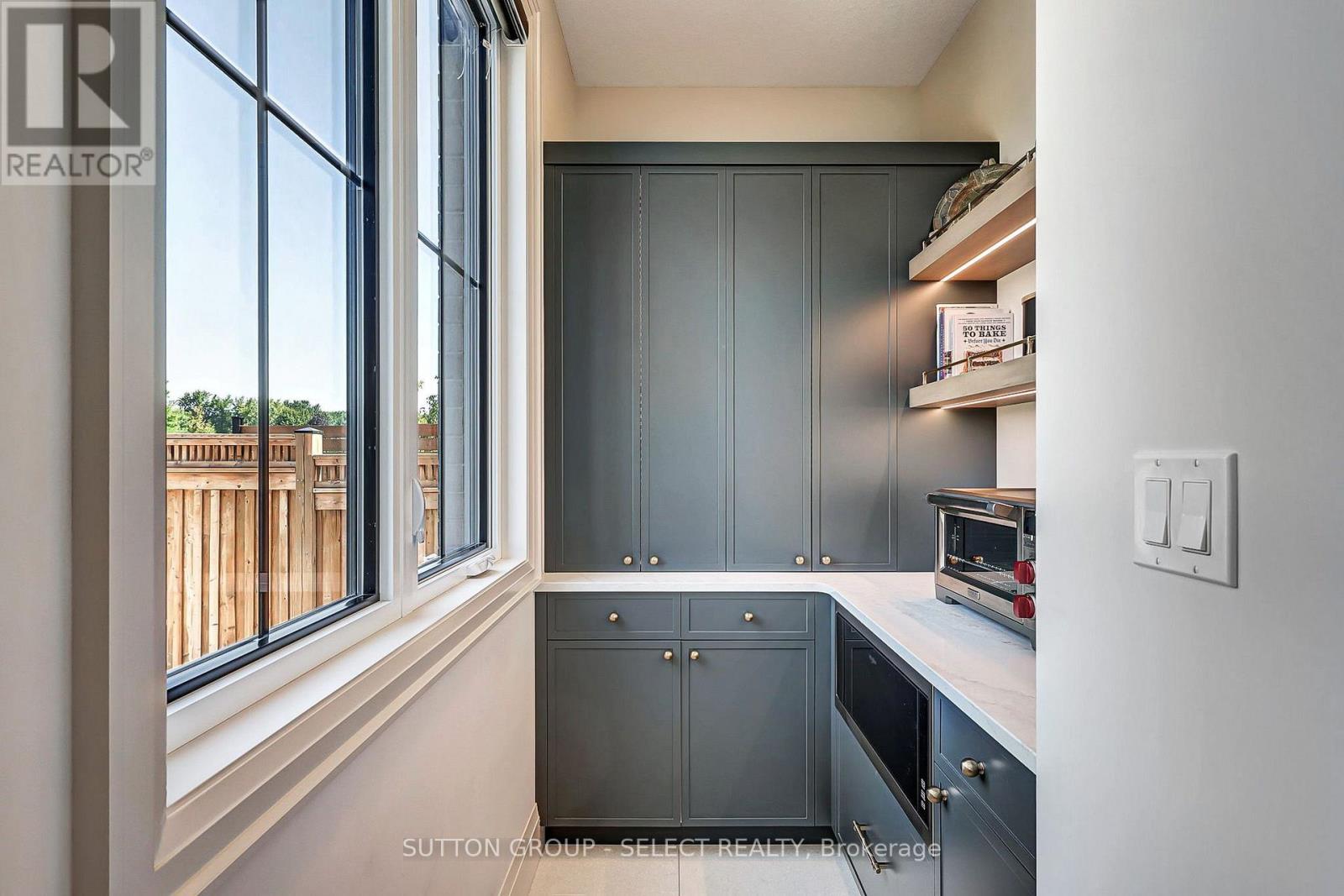 239 Foxborough Place Property Photo 16