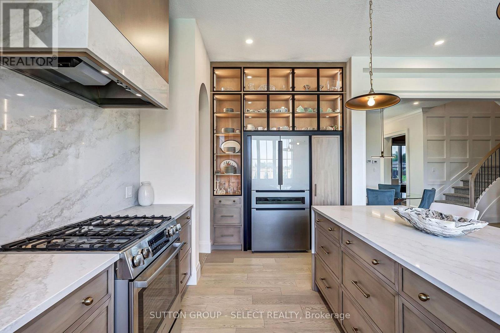 239 Foxborough Place Property Photo 18