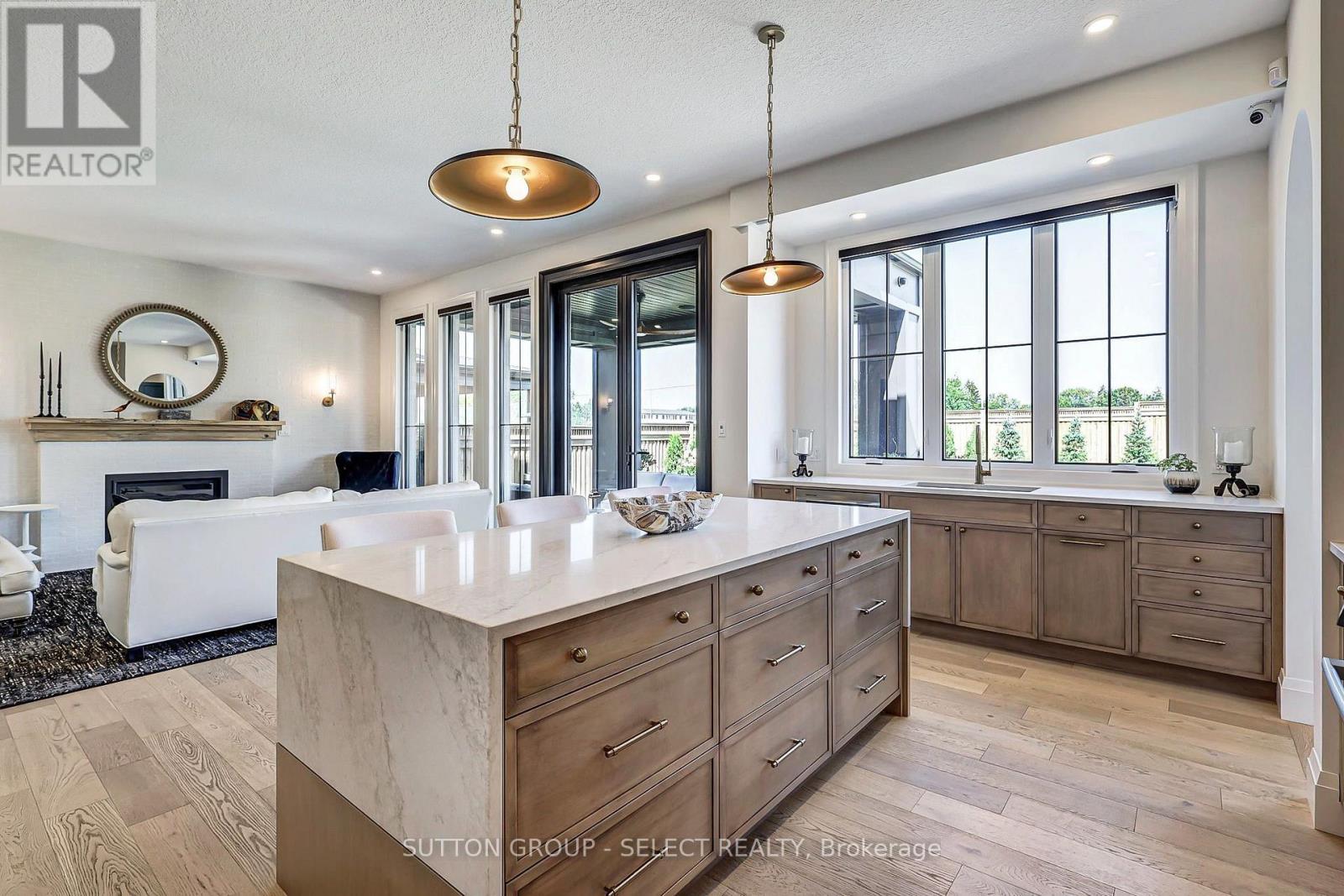 239 Foxborough Place Property Photo 19