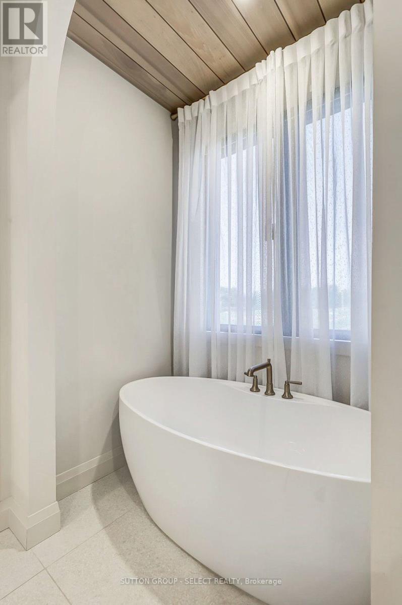 239 Foxborough Place Property Photo 29