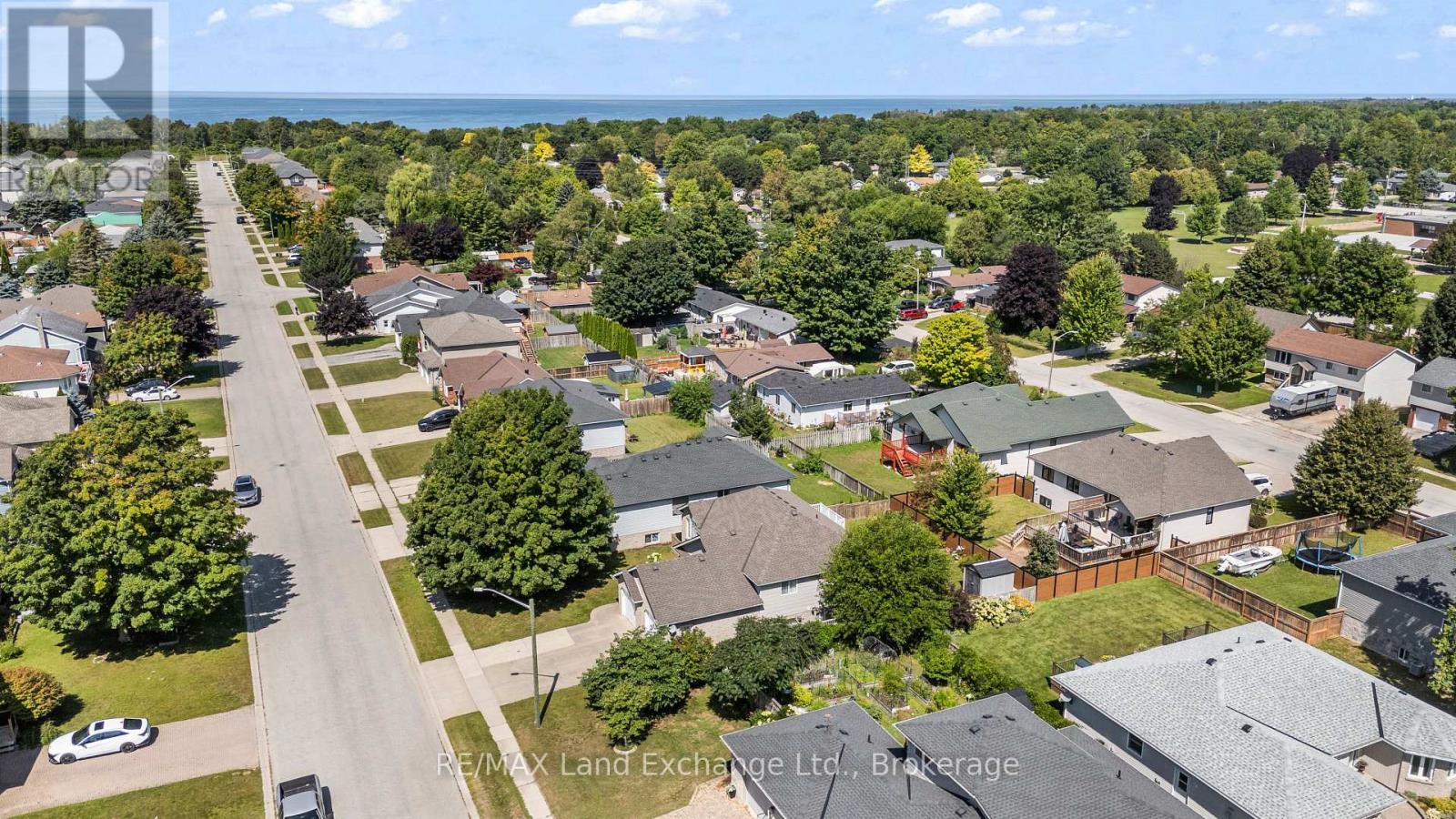 513 Peirson Avenue Property Photo 4