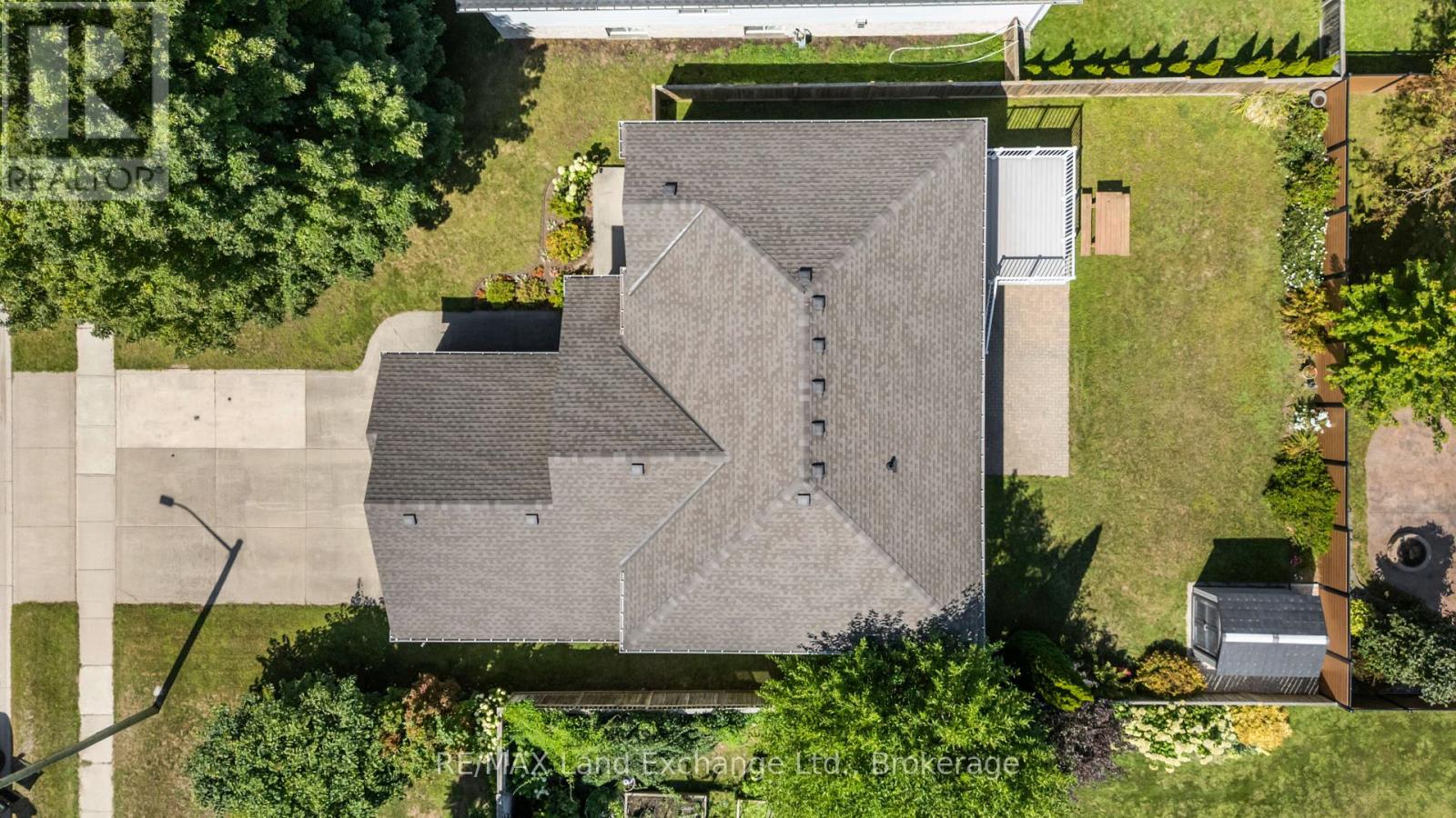 513 Peirson Avenue Property Photo 6