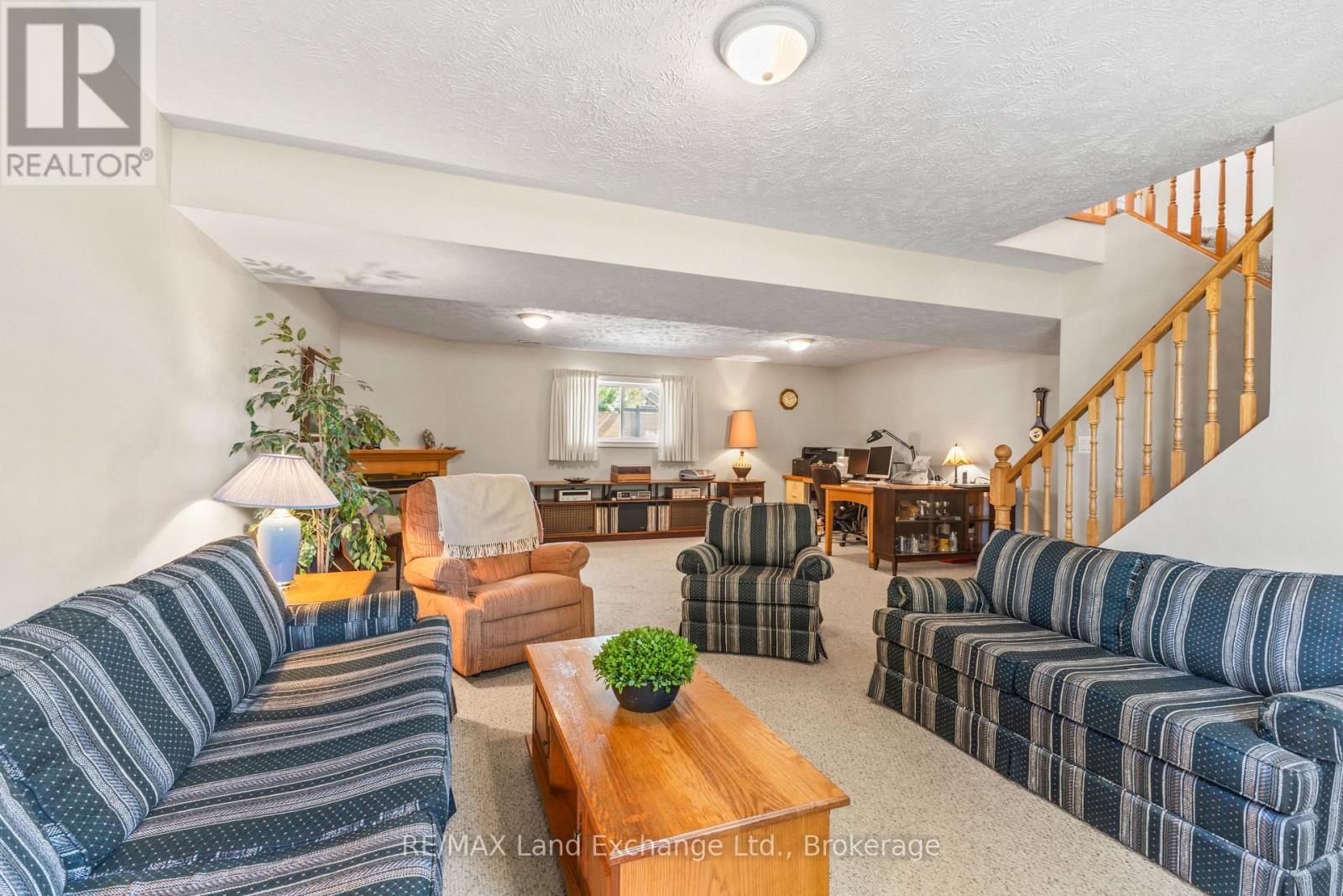 513 Peirson Avenue Property Photo 23