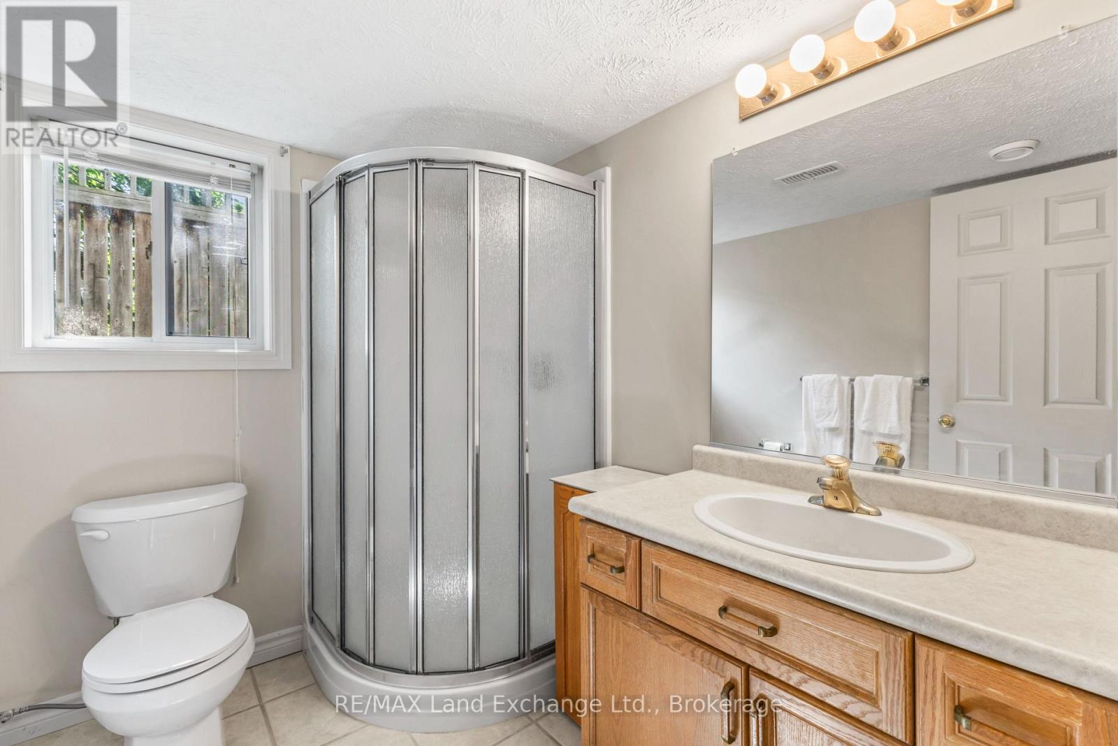 513 Peirson Avenue Property Photo 29