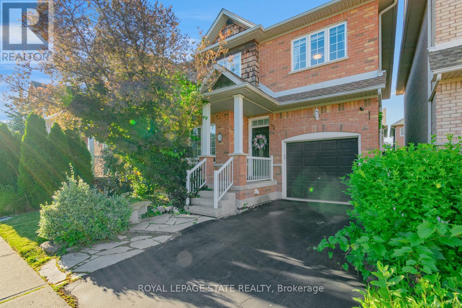 33 PANORAMA WAY Property Photo 1