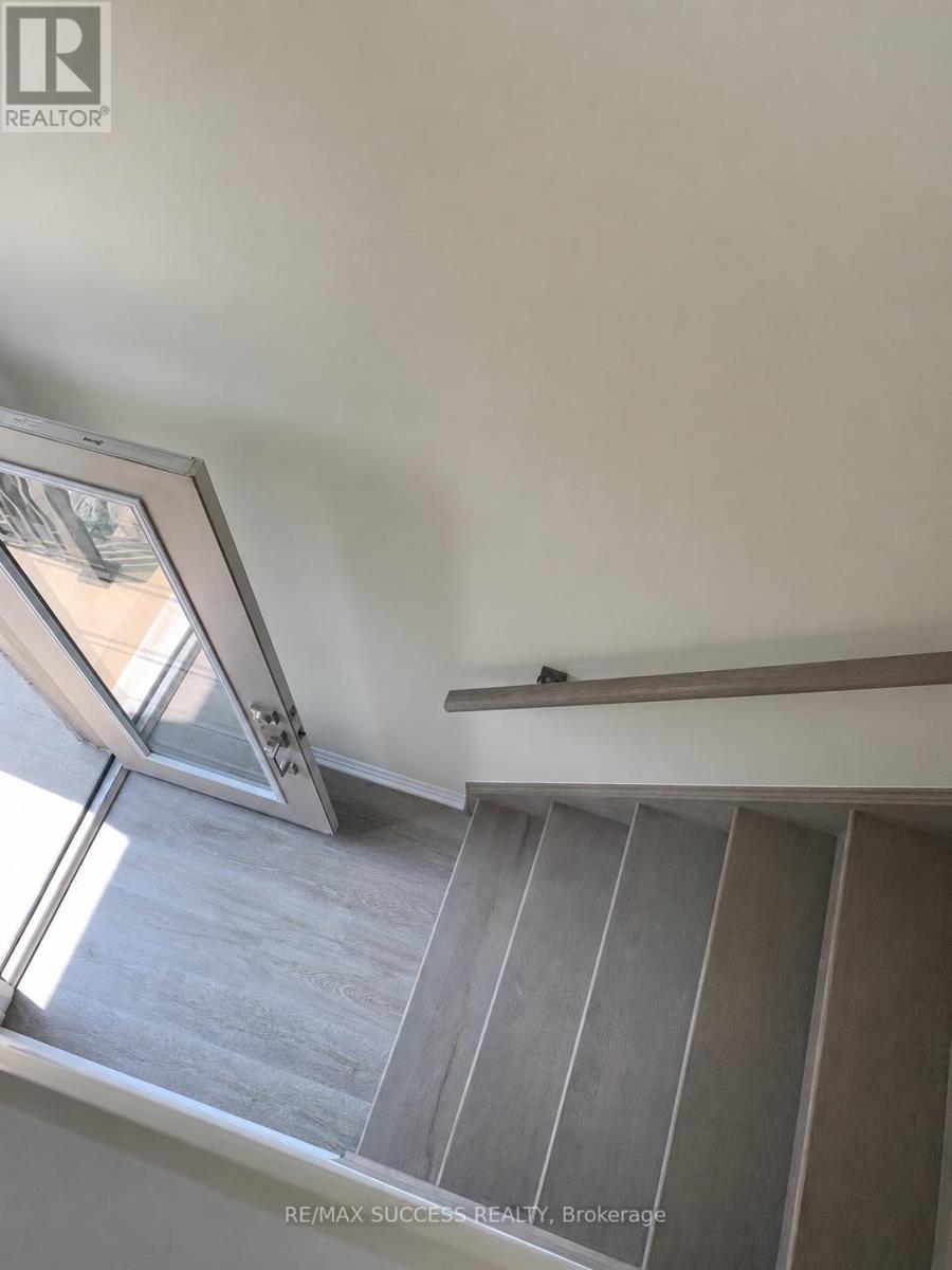 54 - 185 Bedrock Drive Property Photo 1