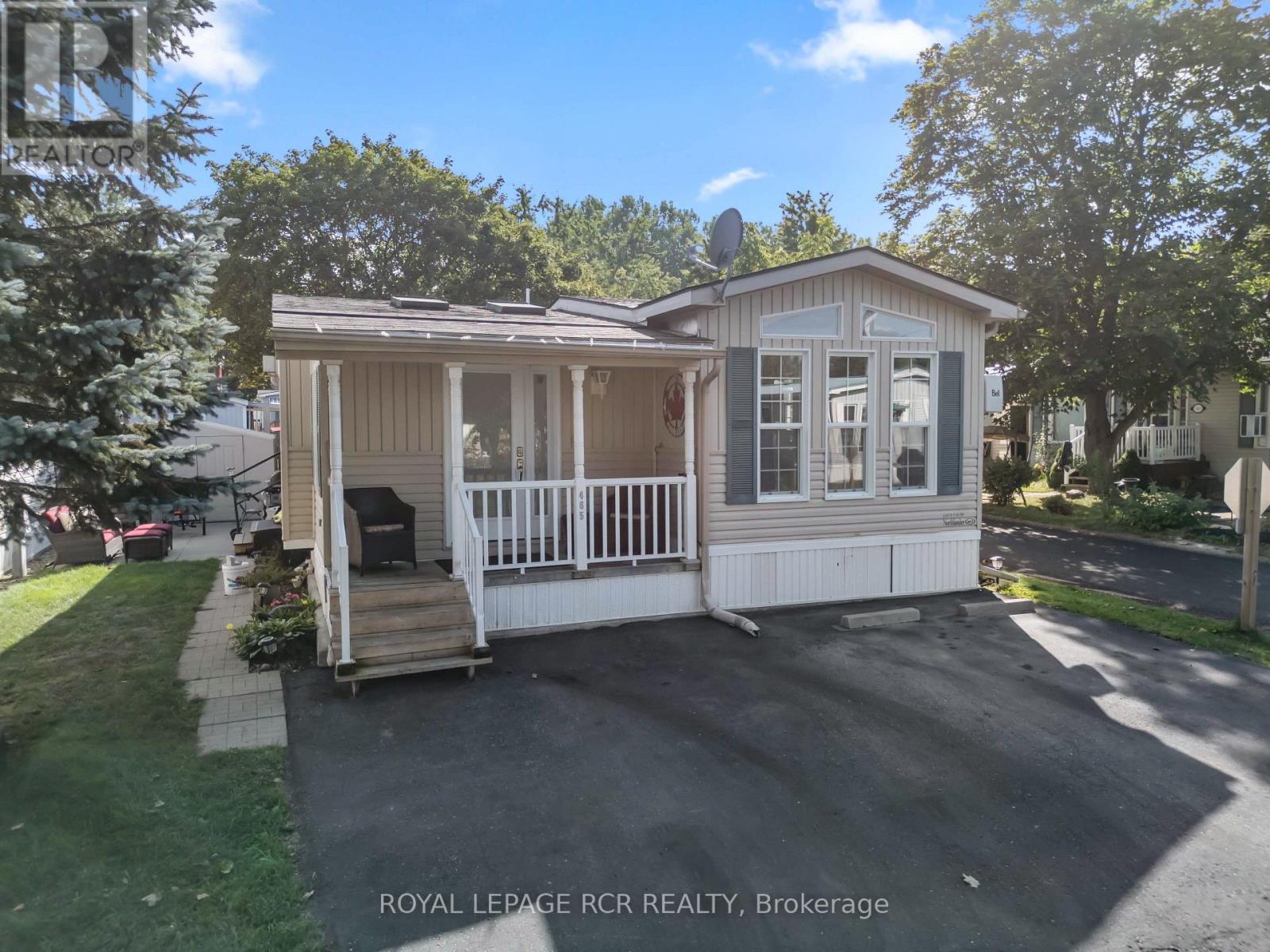 465 SPRUCE STREET Property Photo 1