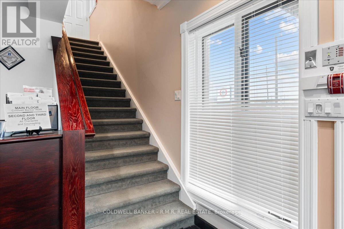438 Division Street Property Photo 7