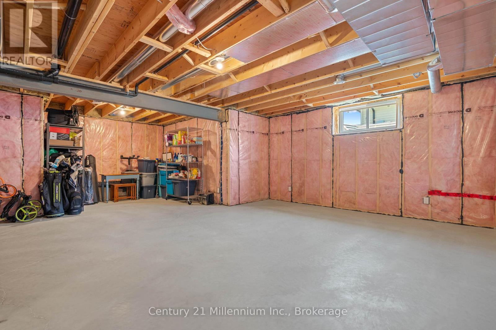 401 Algoma Crescent Property Photo 48