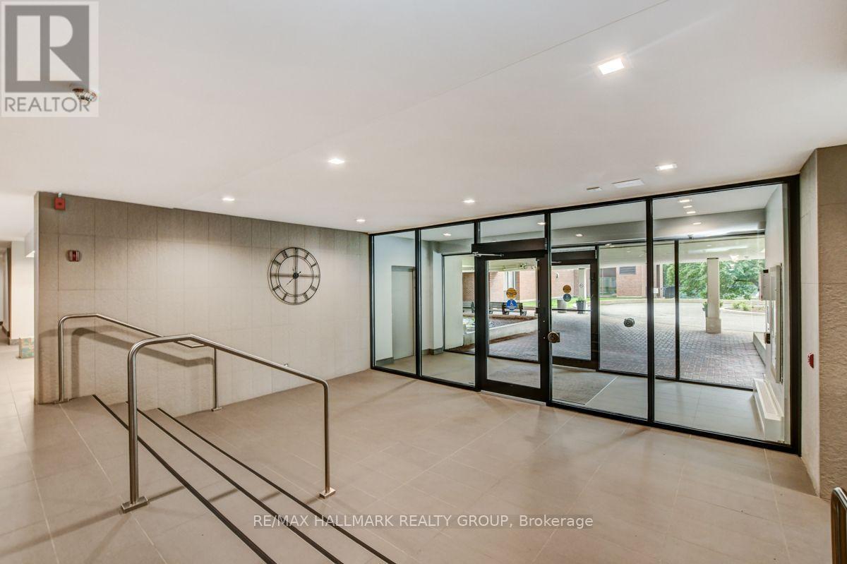 1003 - 665 Bathgate Drive Property Photo 5