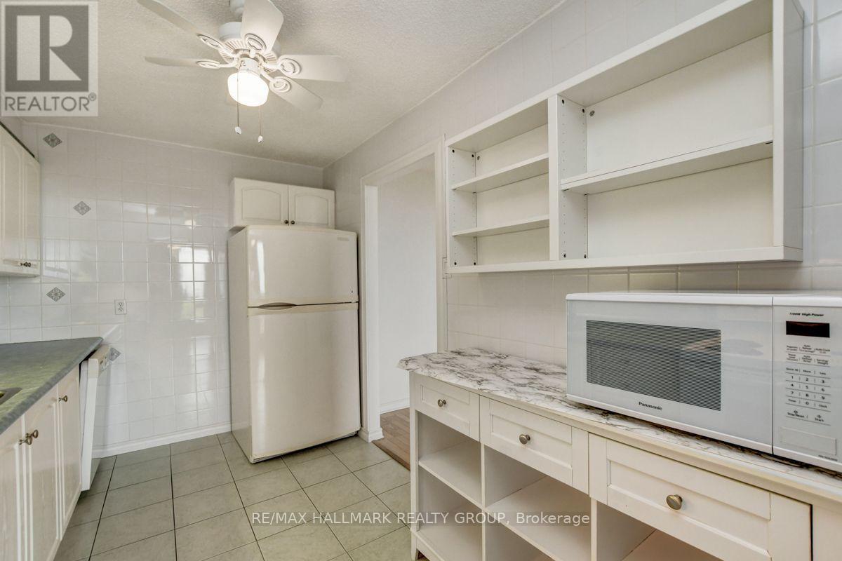 1003 - 665 Bathgate Drive Property Photo 18