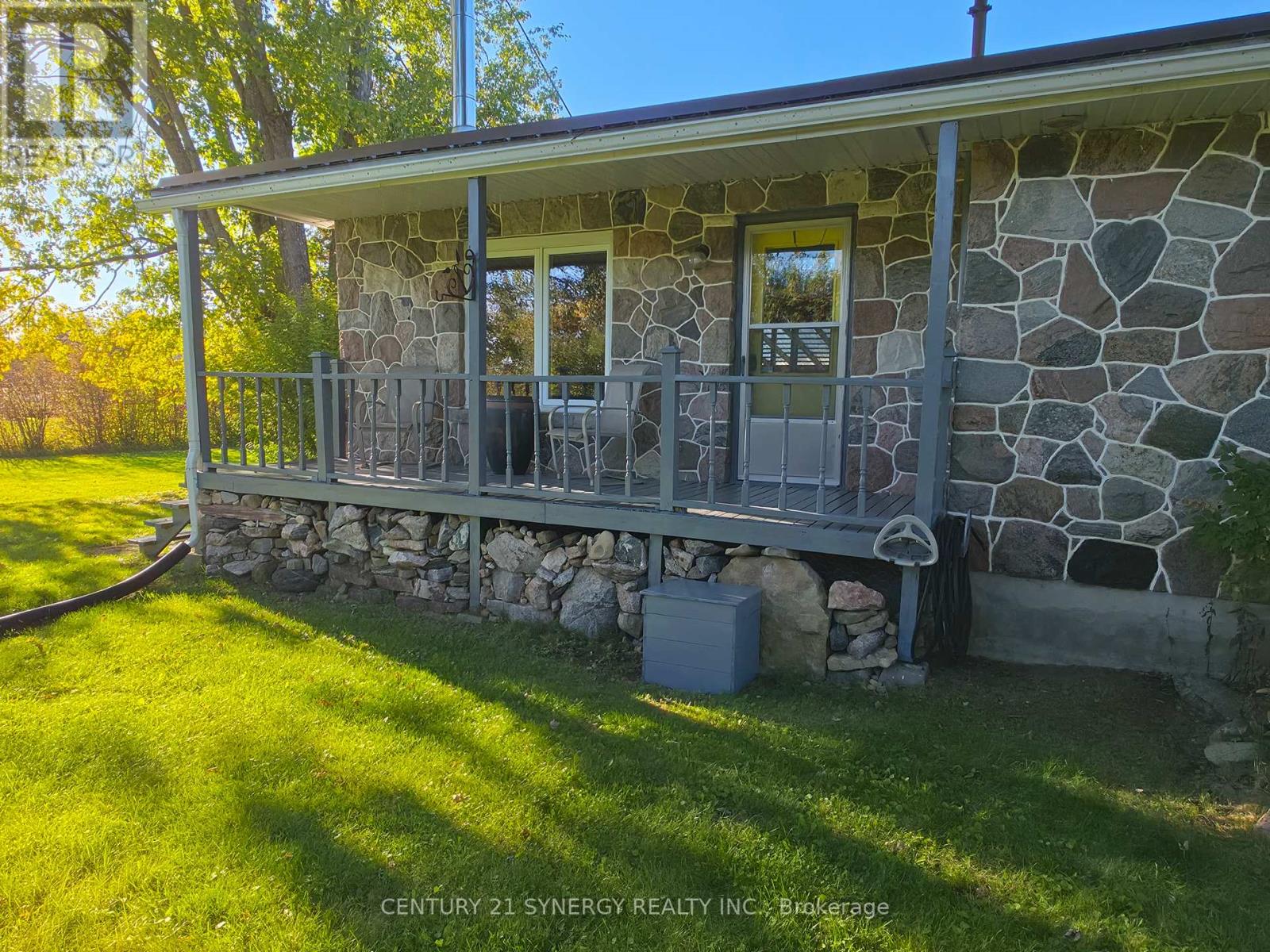 8567 Franktown Road Property Photo 5
