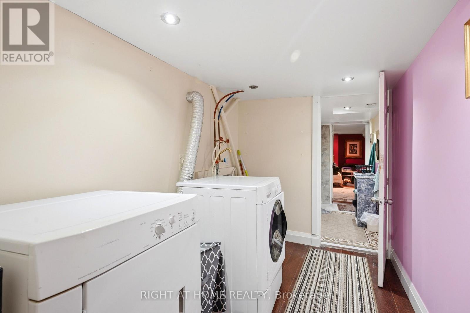123 Crosthwaite Avenue N Property Photo 16