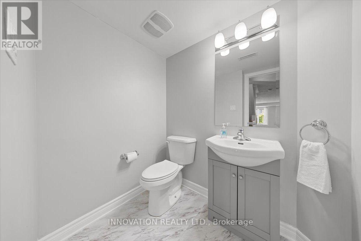 742b Chapman Mills Drive Property Photo 14