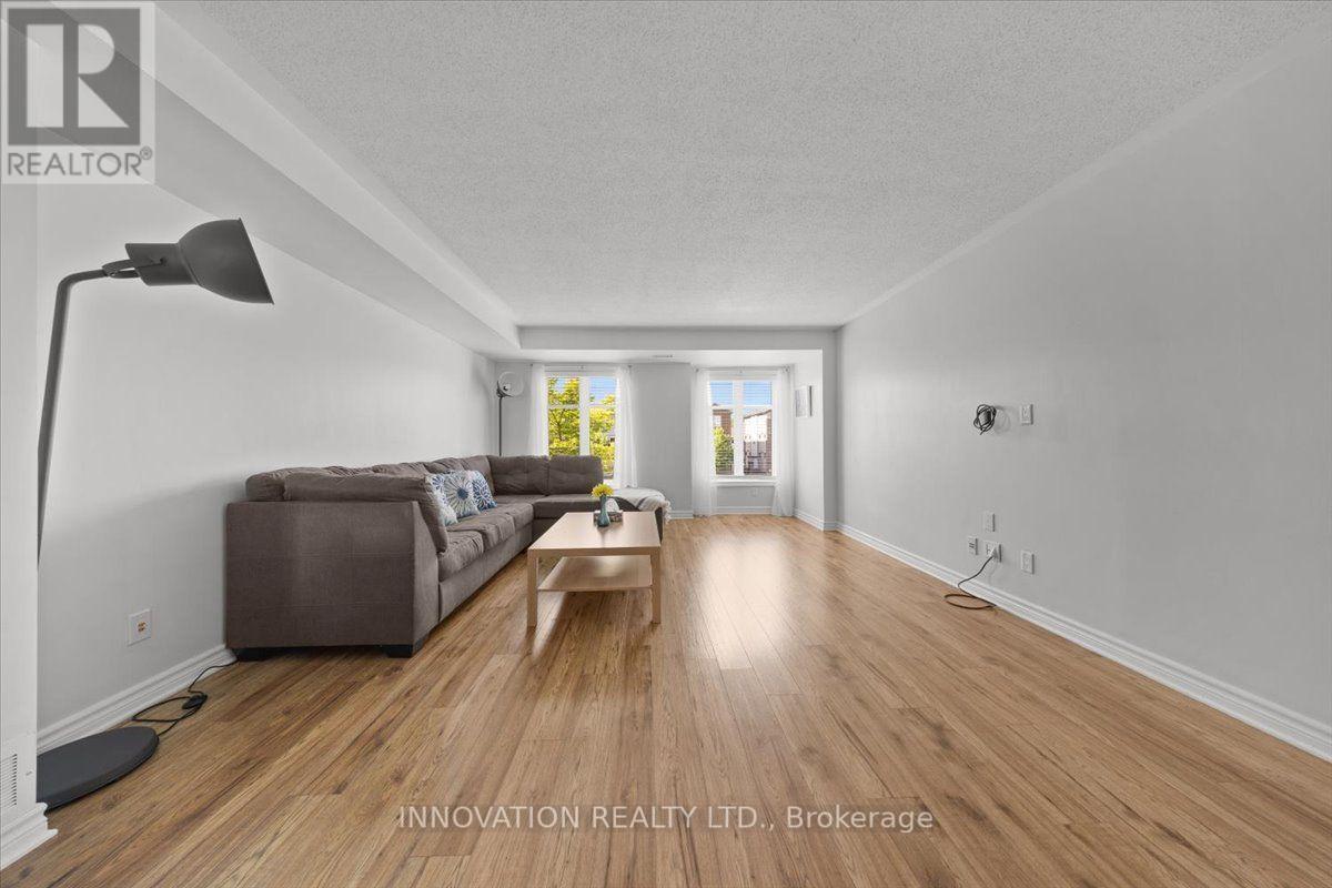 742b Chapman Mills Drive Property Photo 17