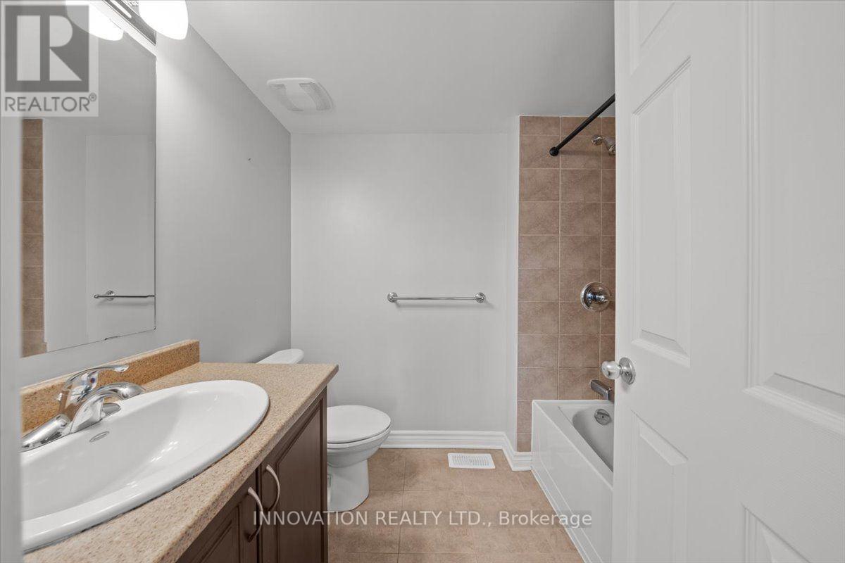 742b Chapman Mills Drive Property Photo 31