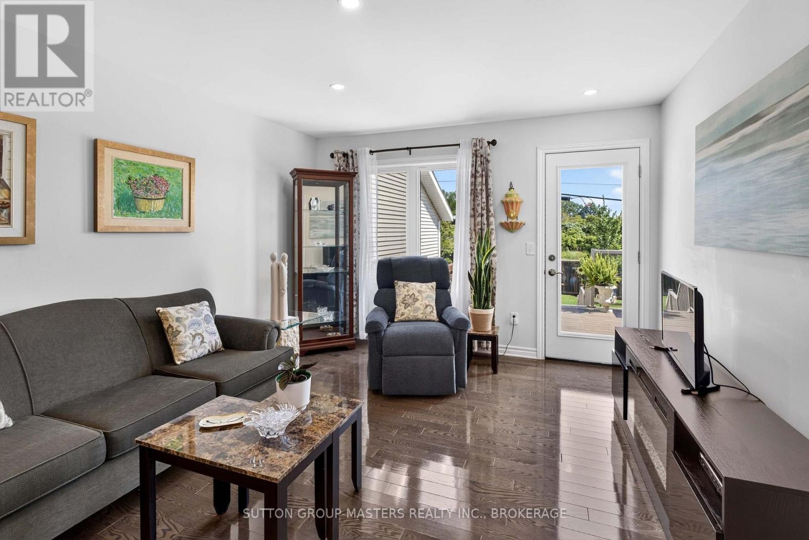 168 Britannia Crescent Property Photo 12