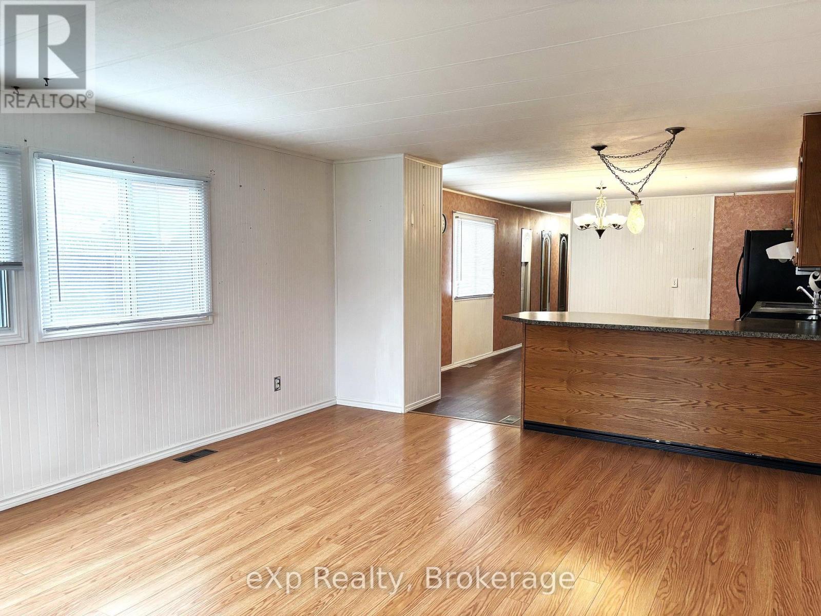 4 - 230 4 Concession Property Photo 21