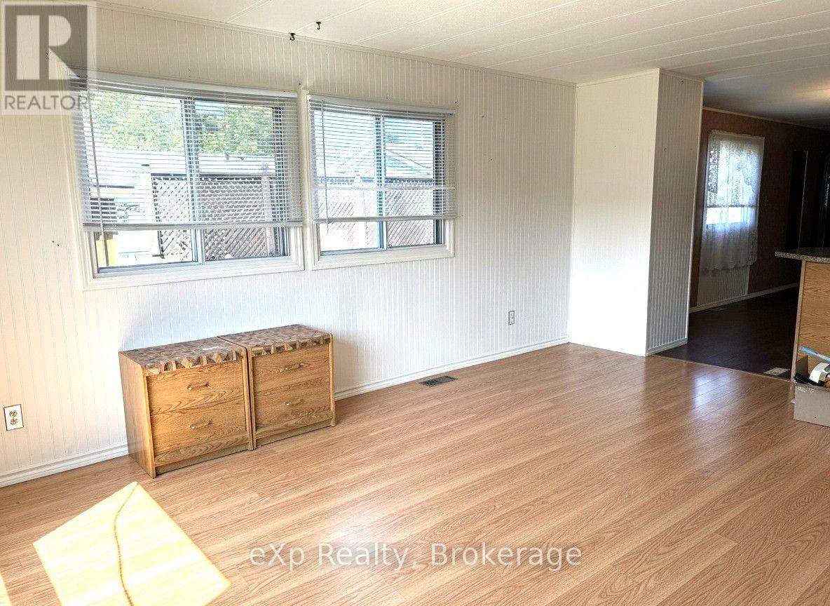 4 - 230 4 Concession Property Photo 25