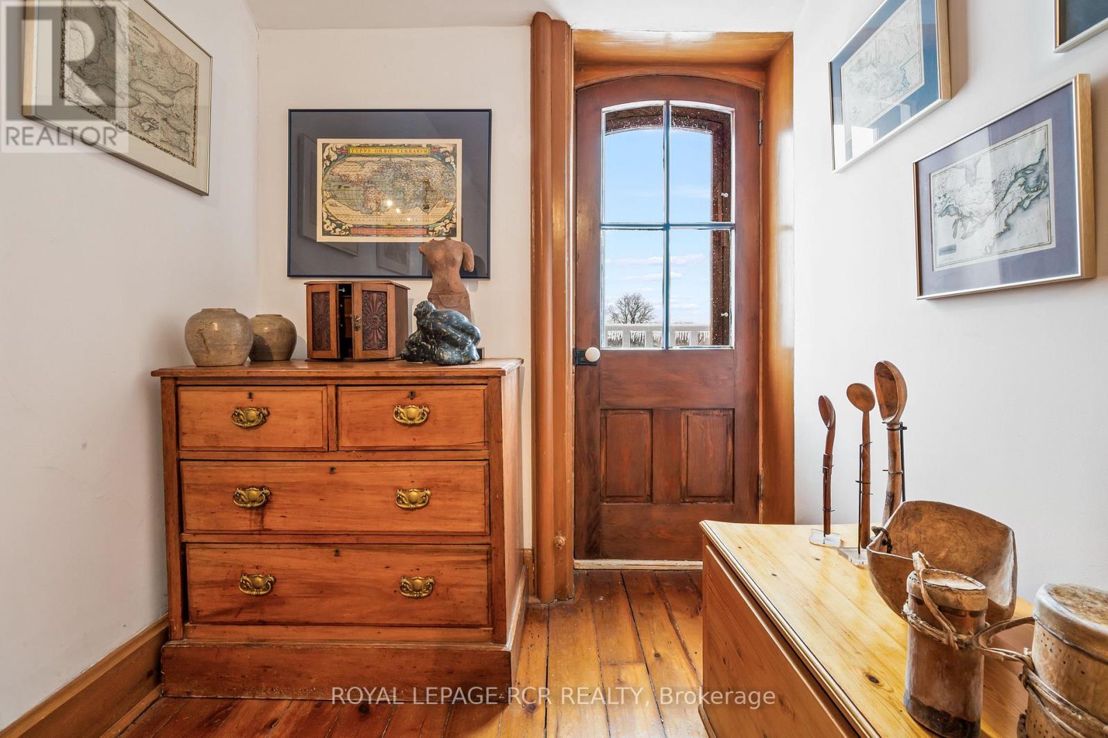 5600 Fourth Line Property Photo 27