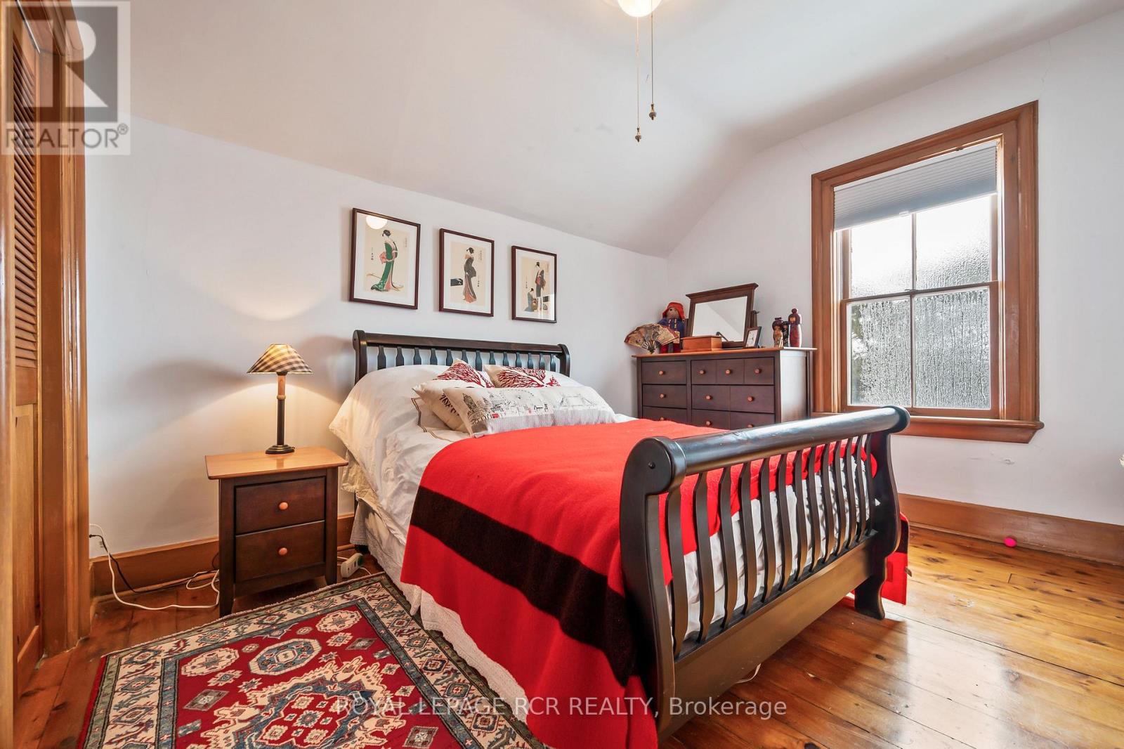 5600 Fourth Line Property Photo 31