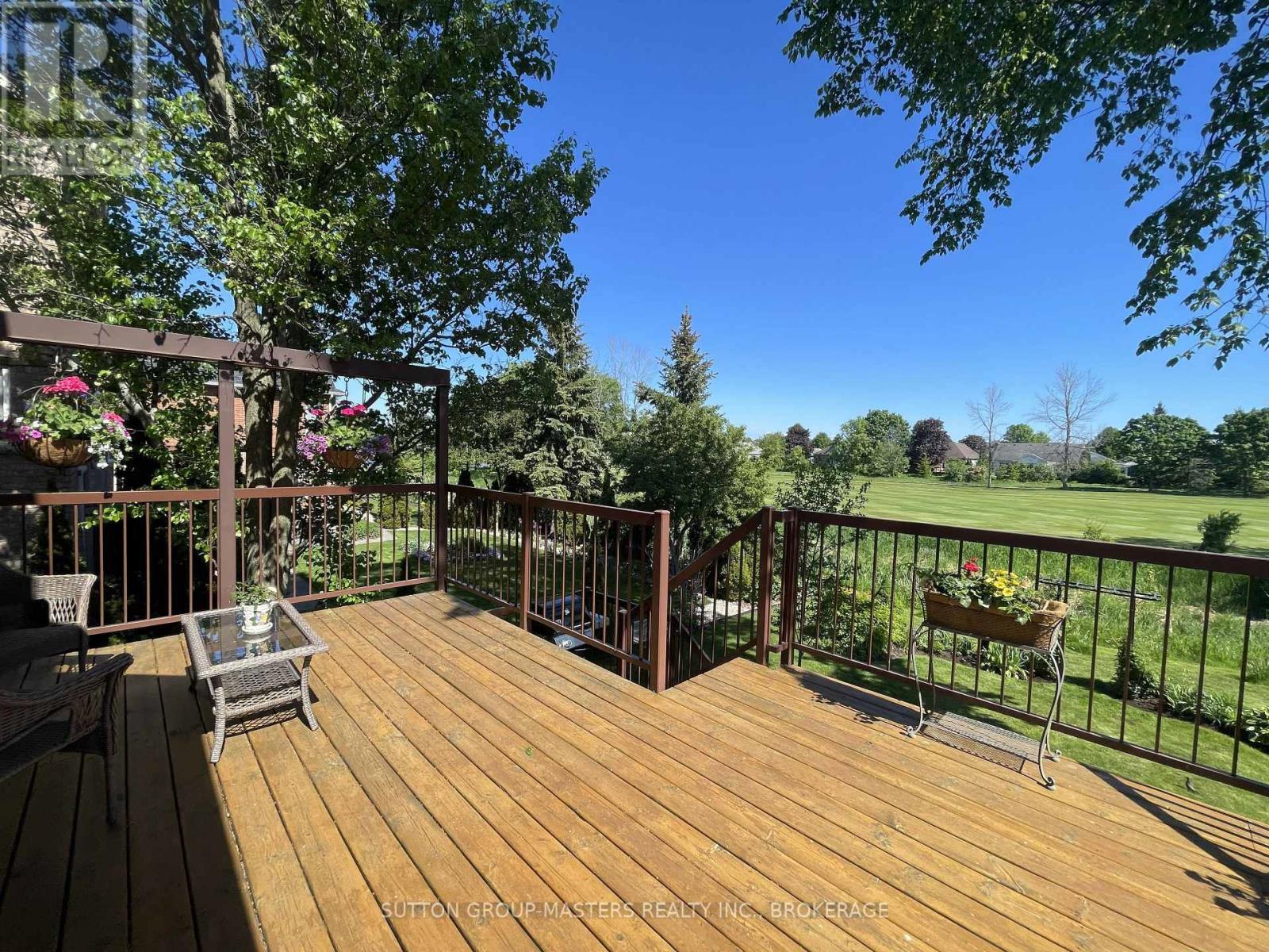 24 Glenora Drive Property Photo 3