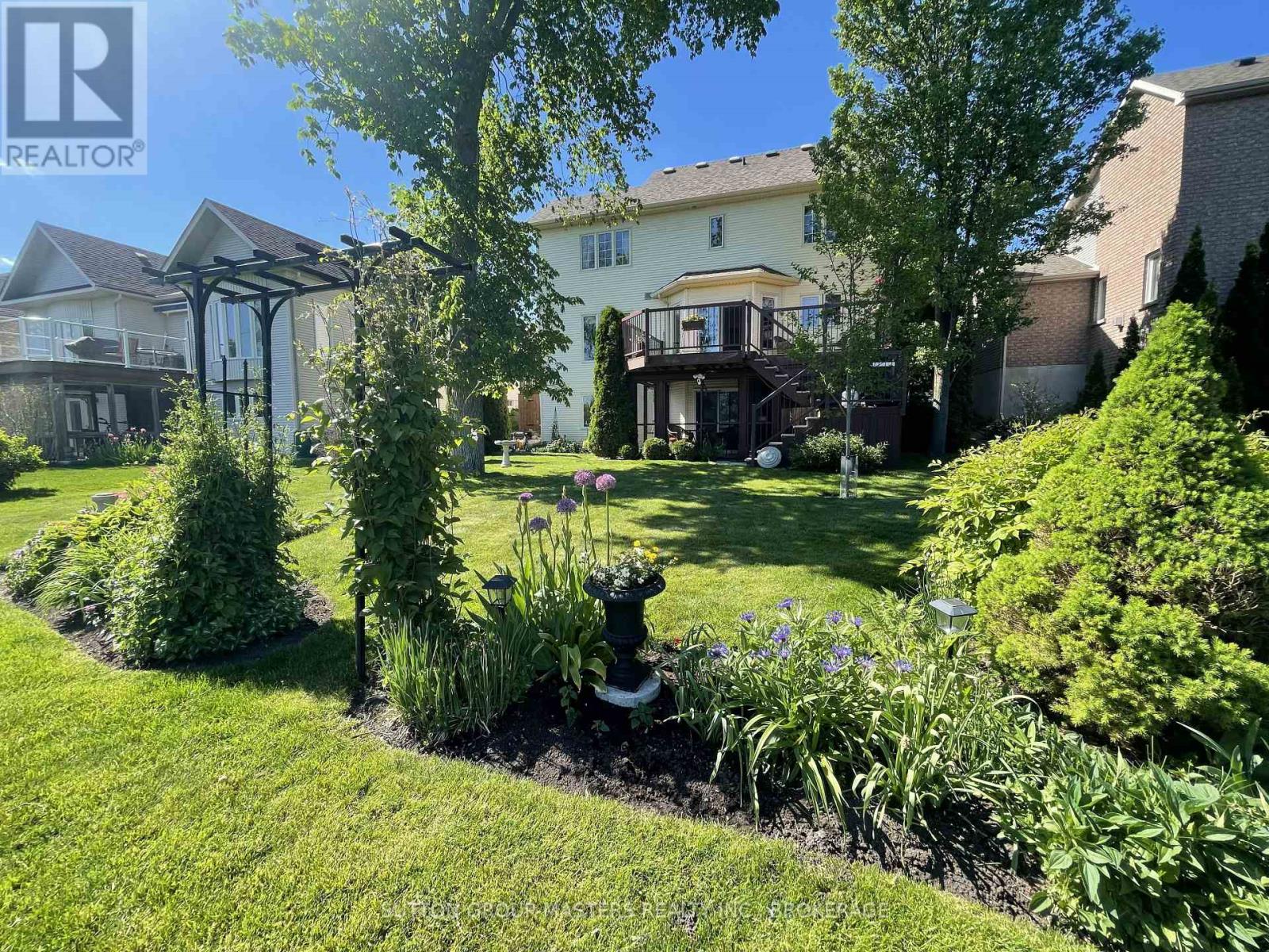 24 Glenora Drive Property Photo 5