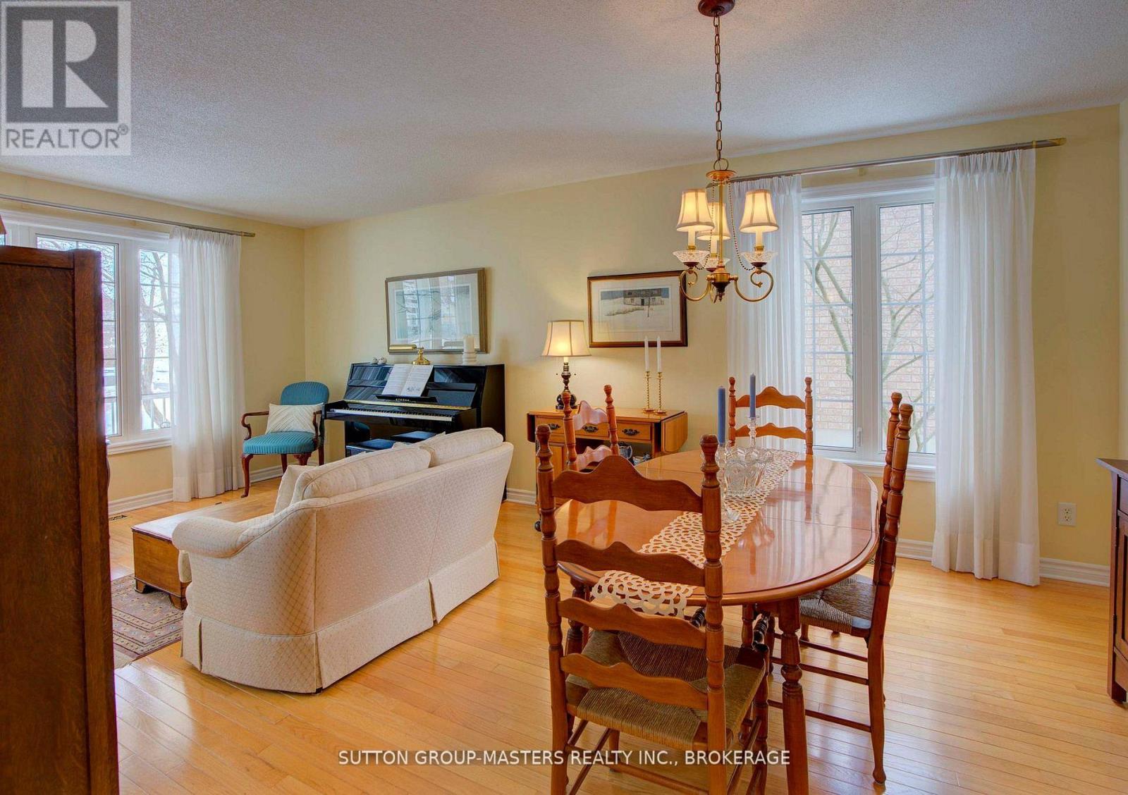 24 Glenora Drive Property Photo 8