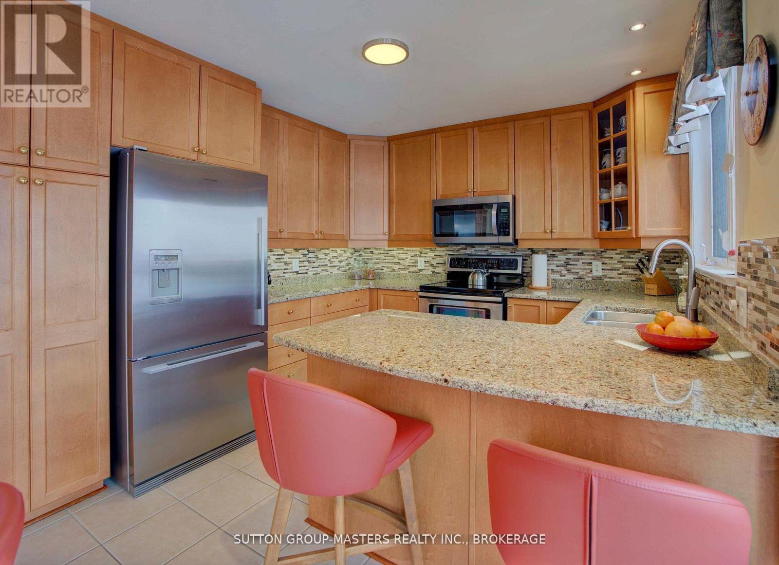 24 Glenora Drive Property Photo 15